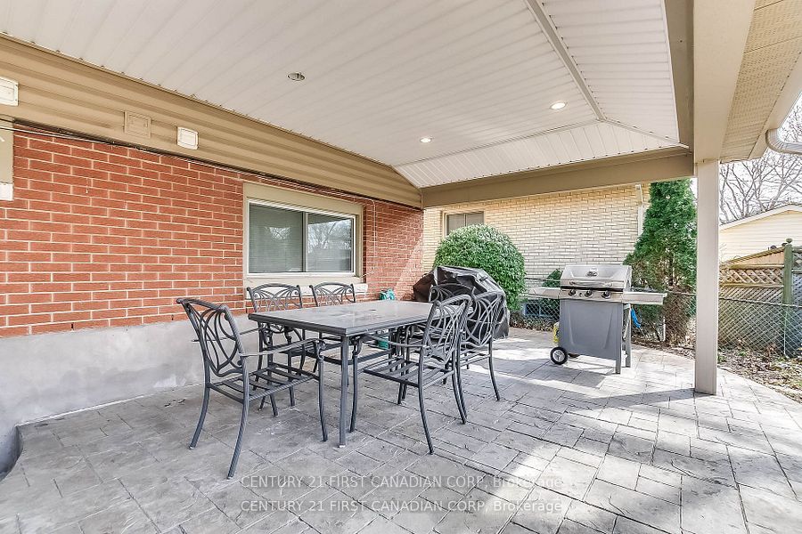 1473 Glengarry Avenue Property Photo 19
