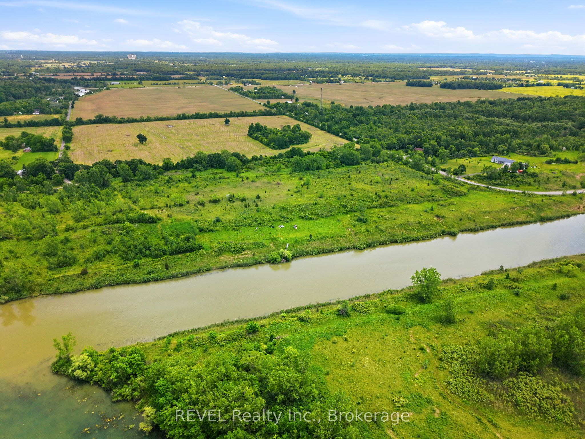 428 Biggar Road Property Photo 12