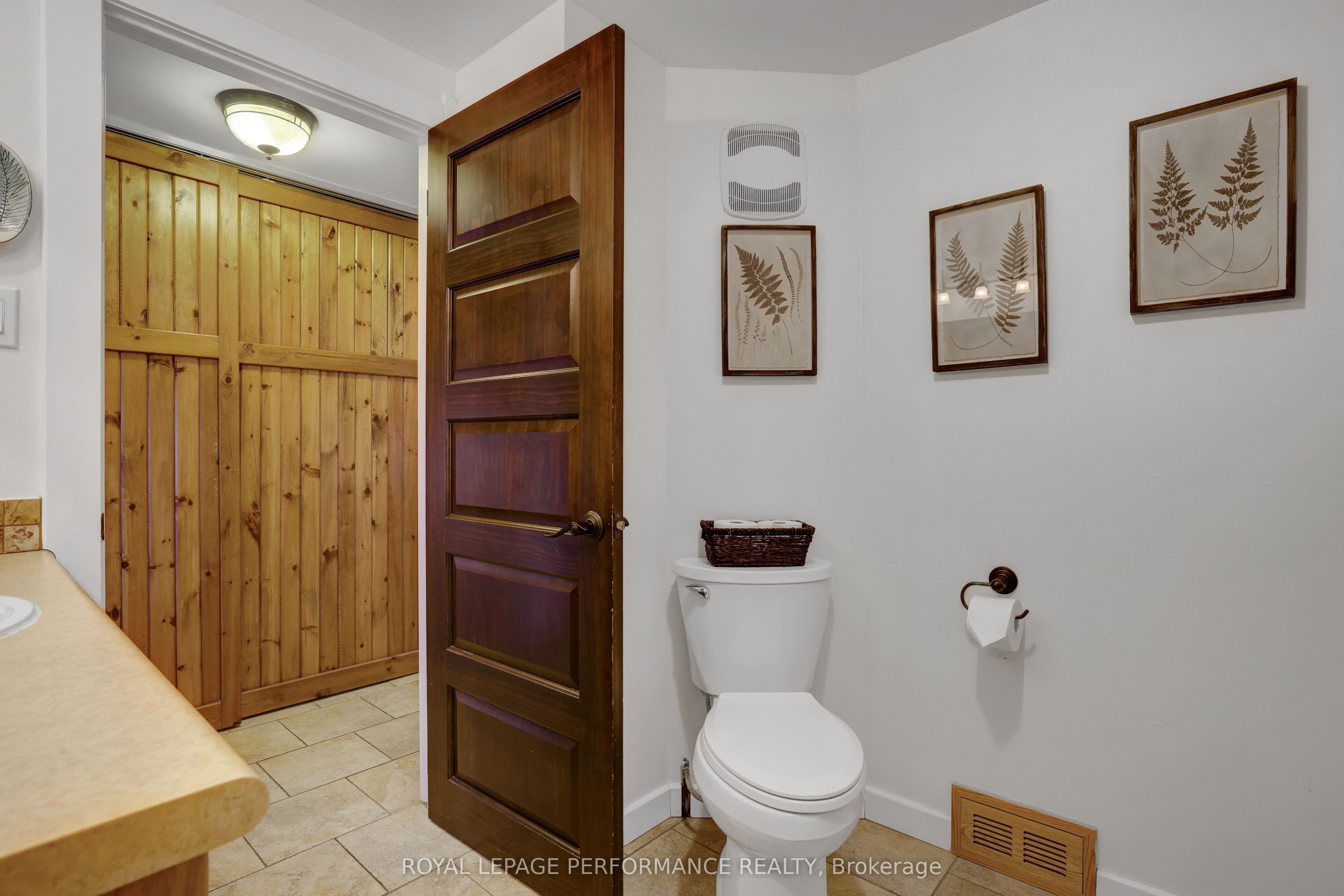 2666 Yorks Corners Road Property Photo 9