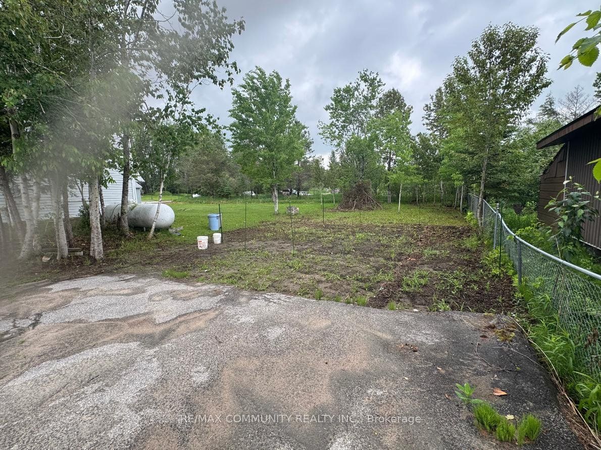 170 Bobcaygeon Road Property Photo 8