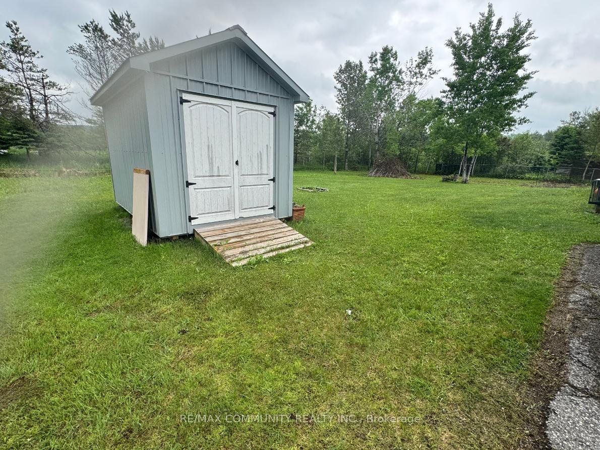 170 Bobcaygeon Road Property Photo 9