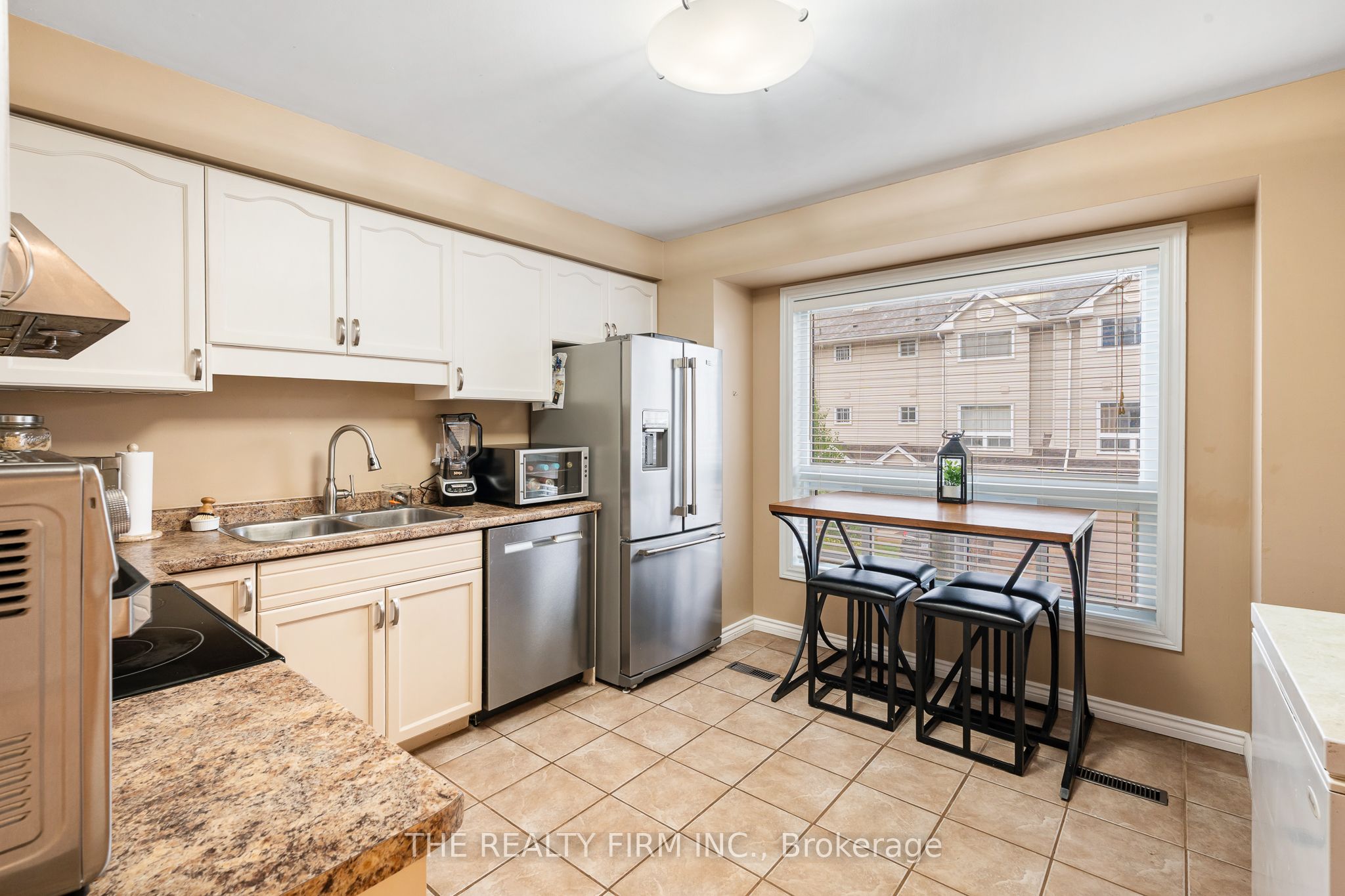 1990 Wavell Street 67 Property Photo 8