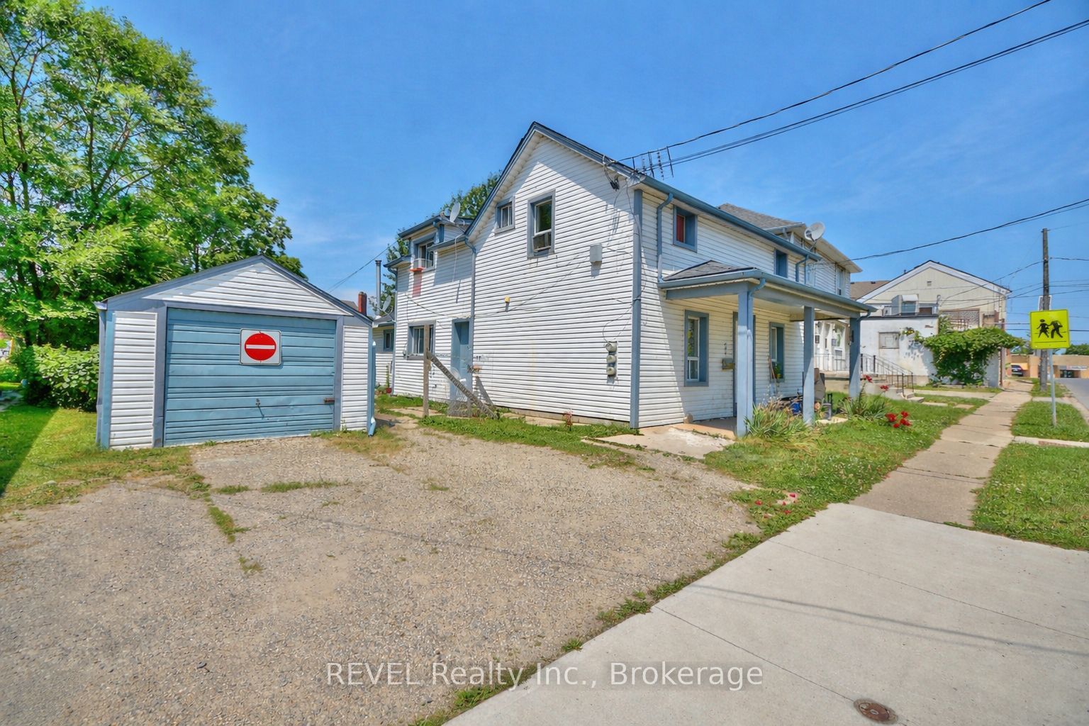8 Pelham Road Property Photo 2