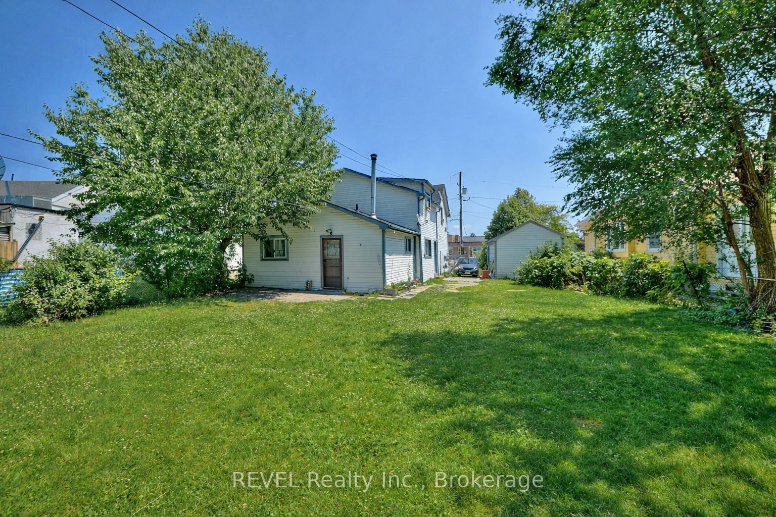8 Pelham Road Property Photo 3