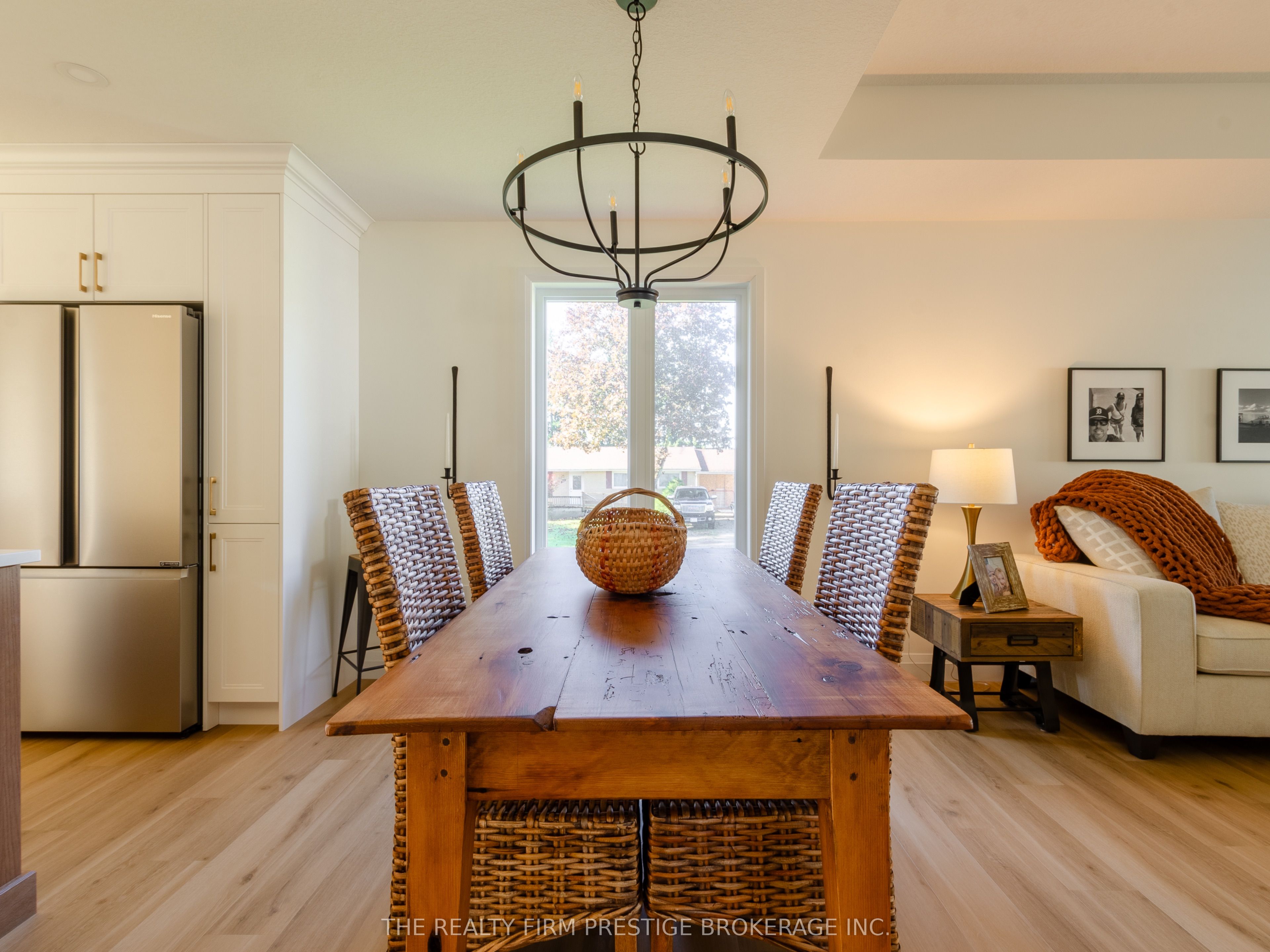 32 Broadway Avenue Property Photo 6