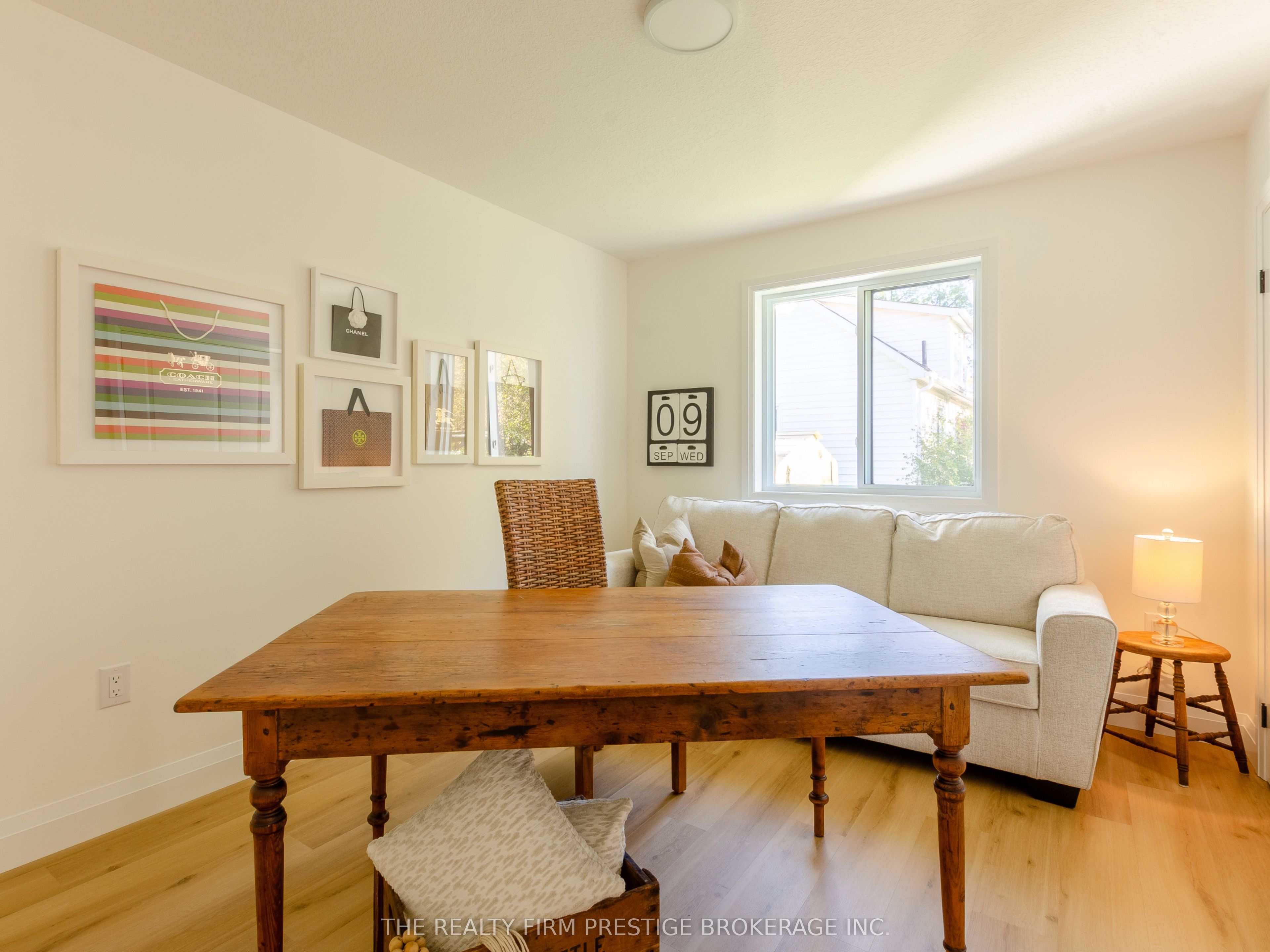 32 Broadway Avenue Property Photo 9