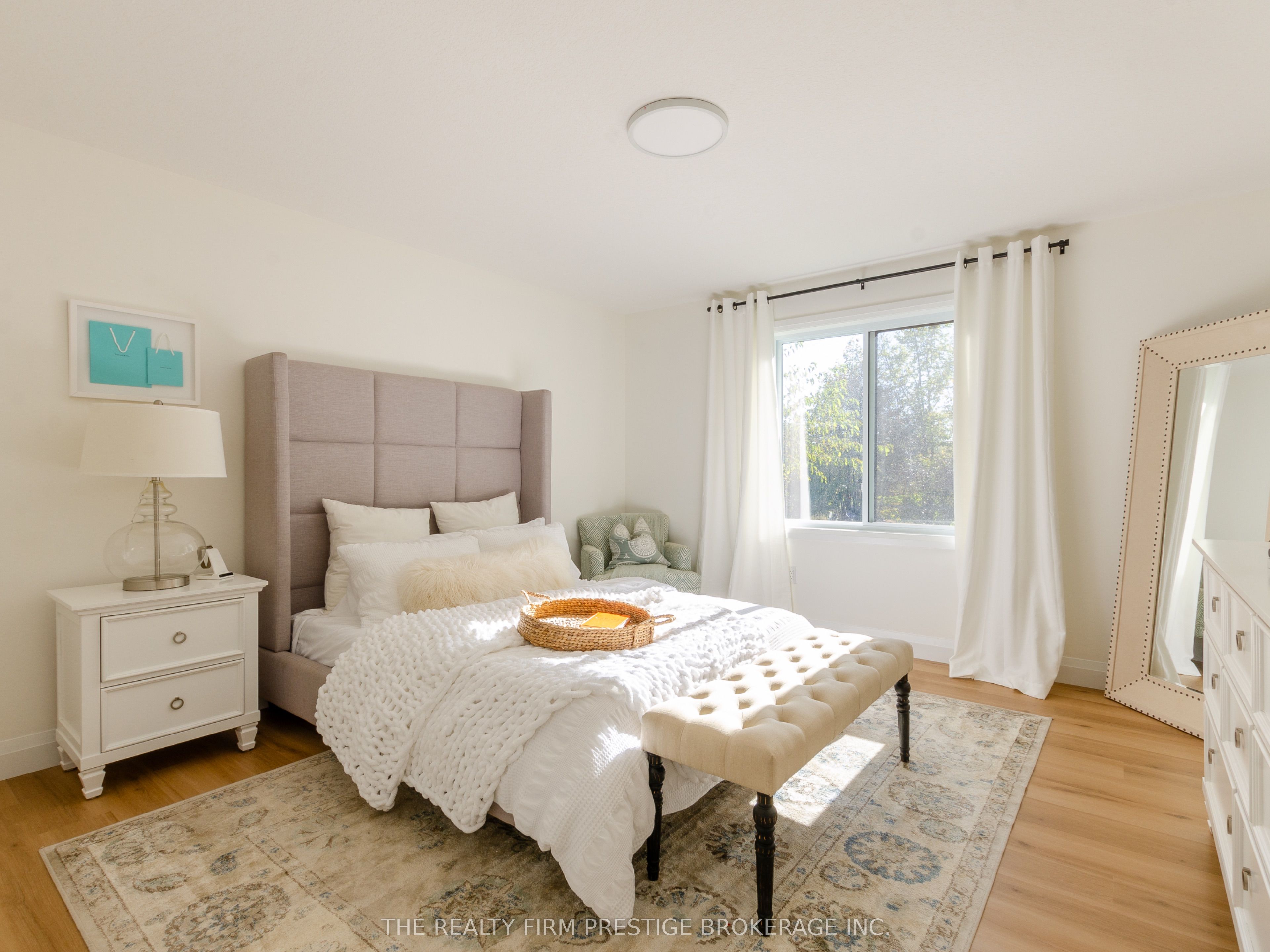 32 Broadway Avenue Property Photo 12