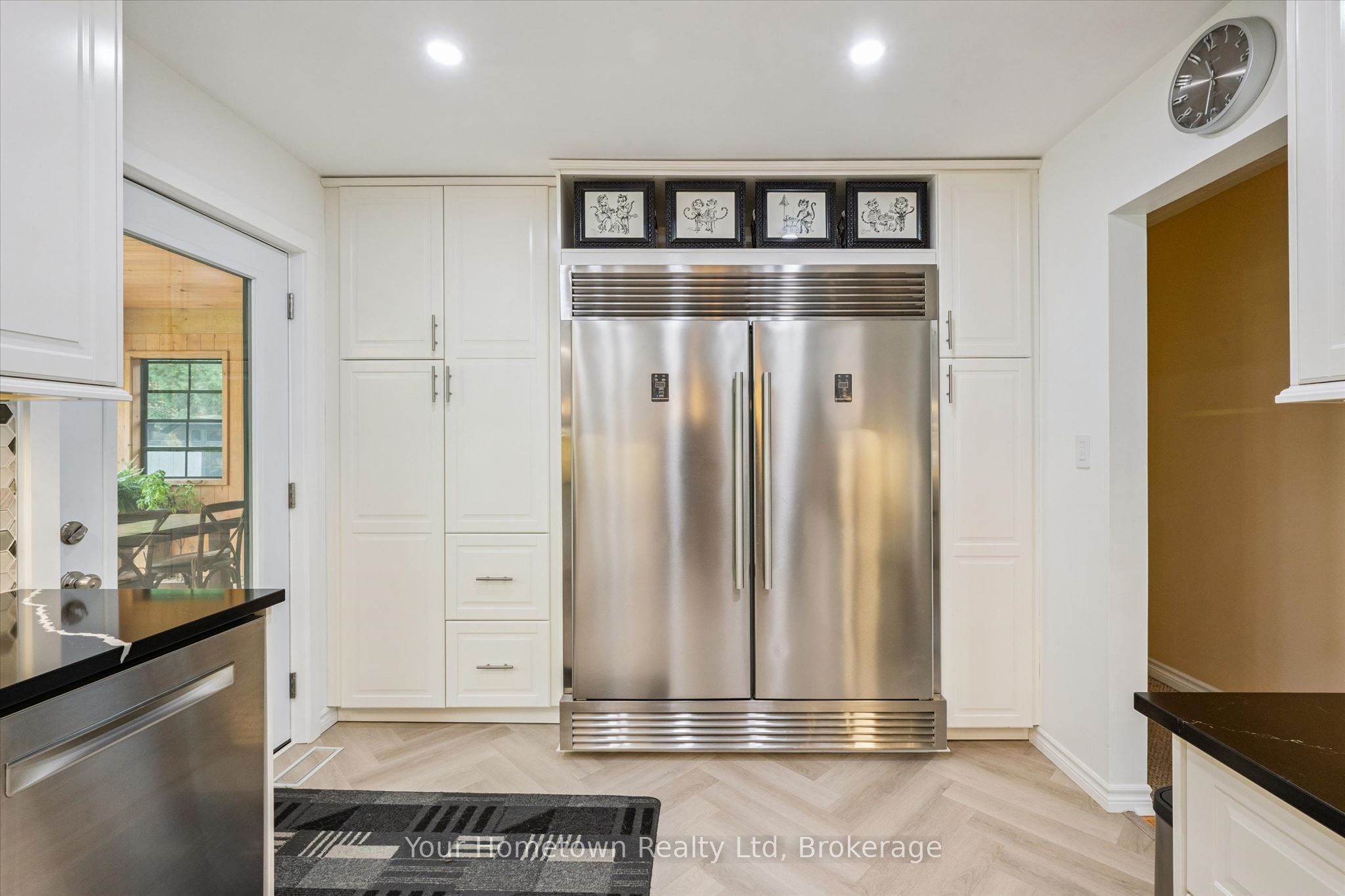 57 Water Street E Property Photo 14