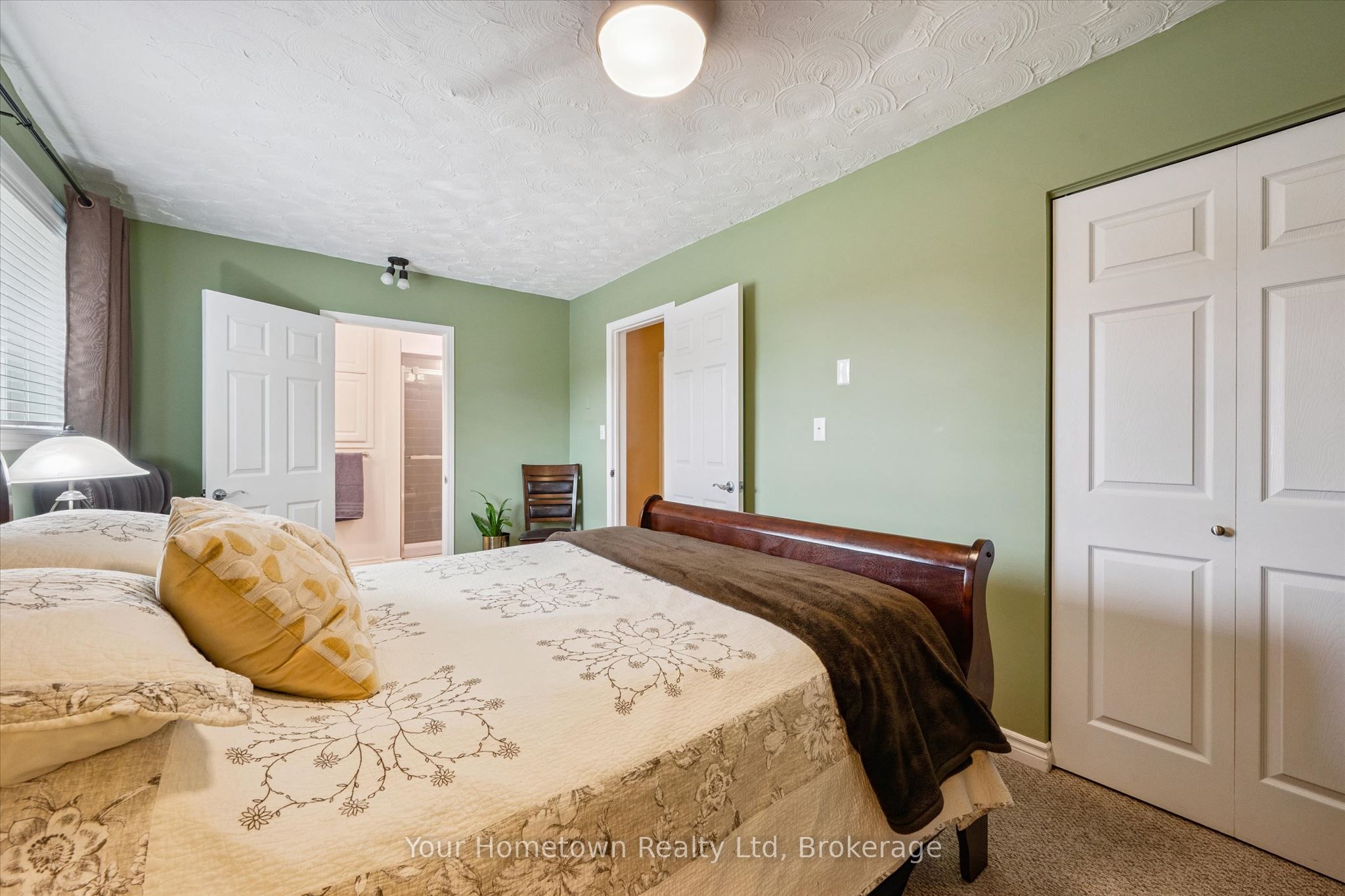 57 Water Street E Property Photo 17
