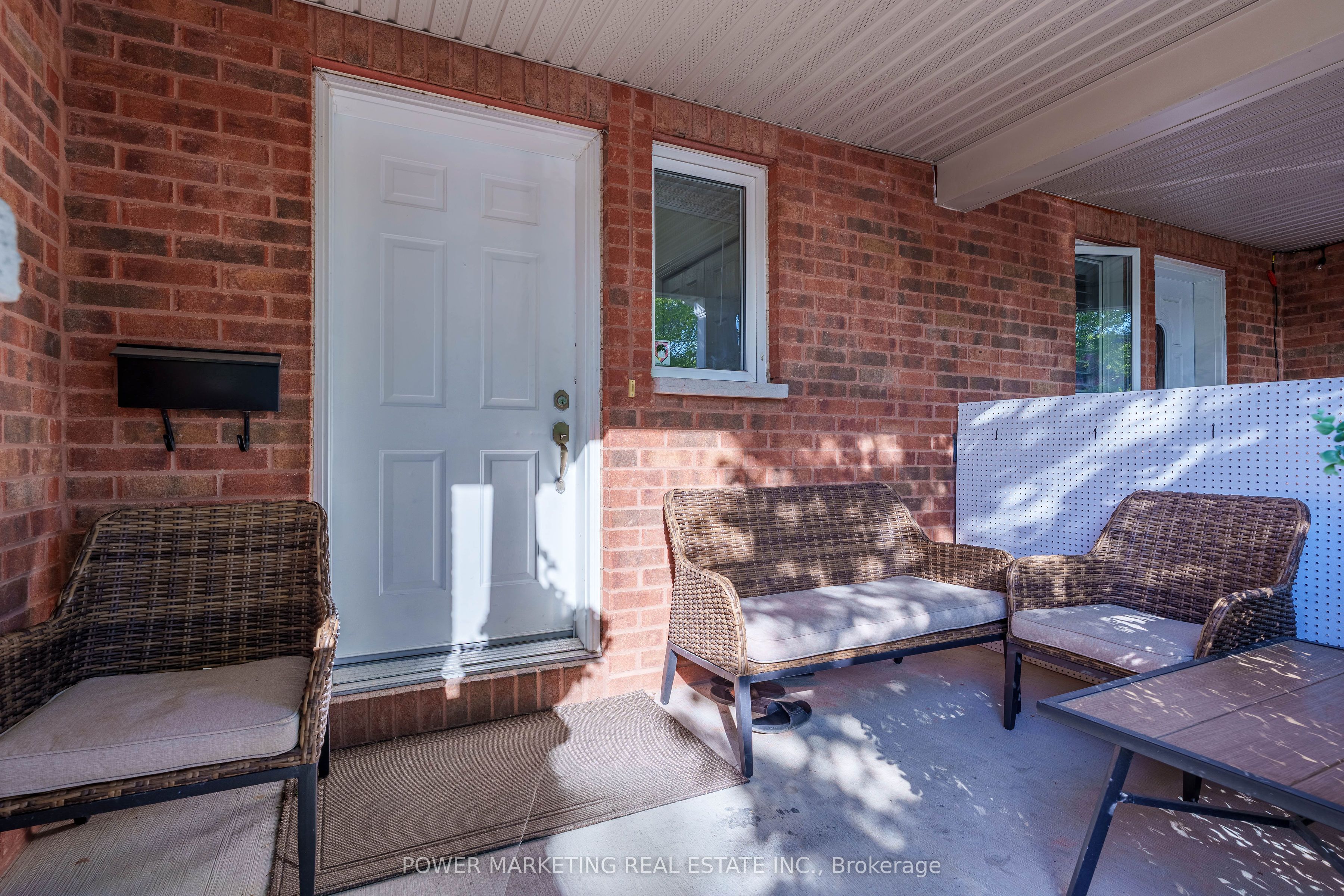 253 Parkin Circle Property Photo 3