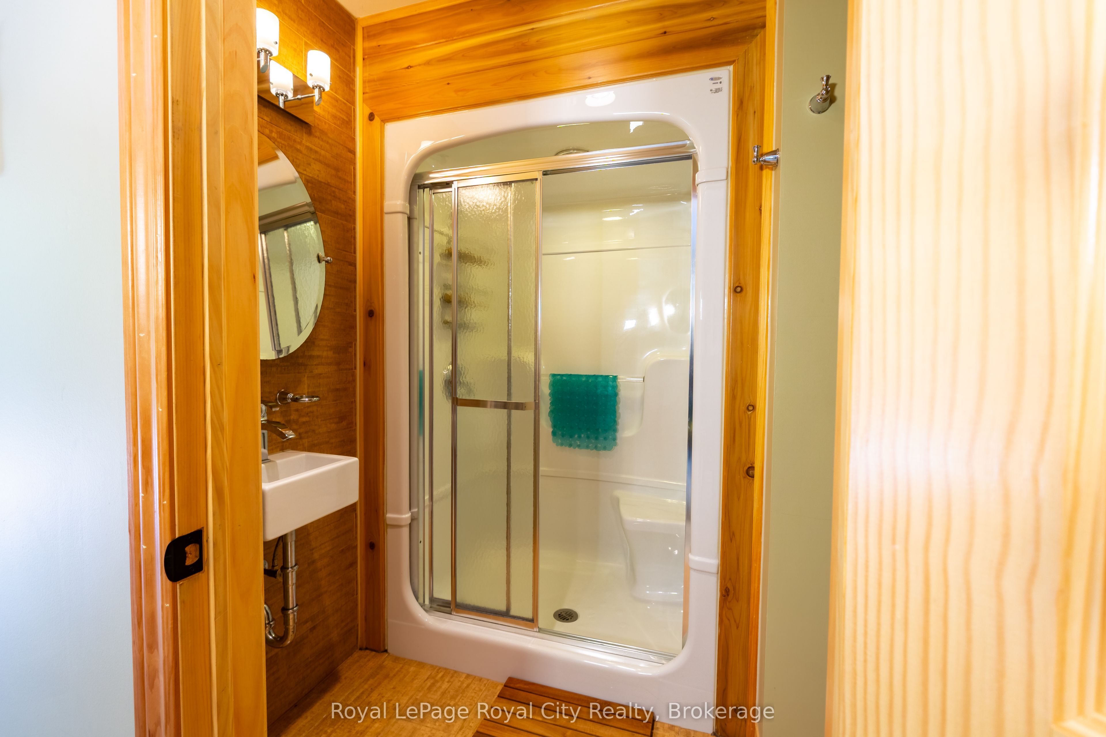 584 Warner Bay Road Property Photo 28