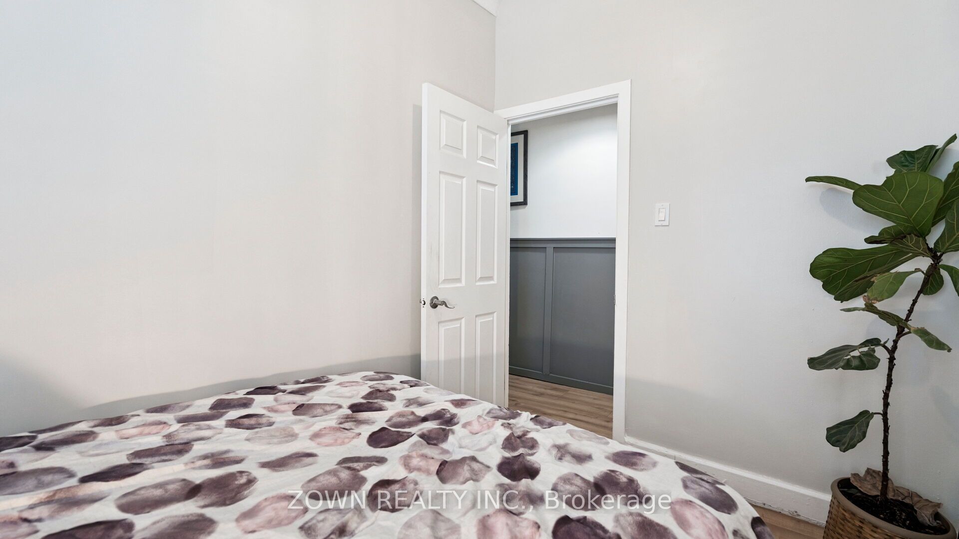 64 Sheaffe Street Property Photo 27