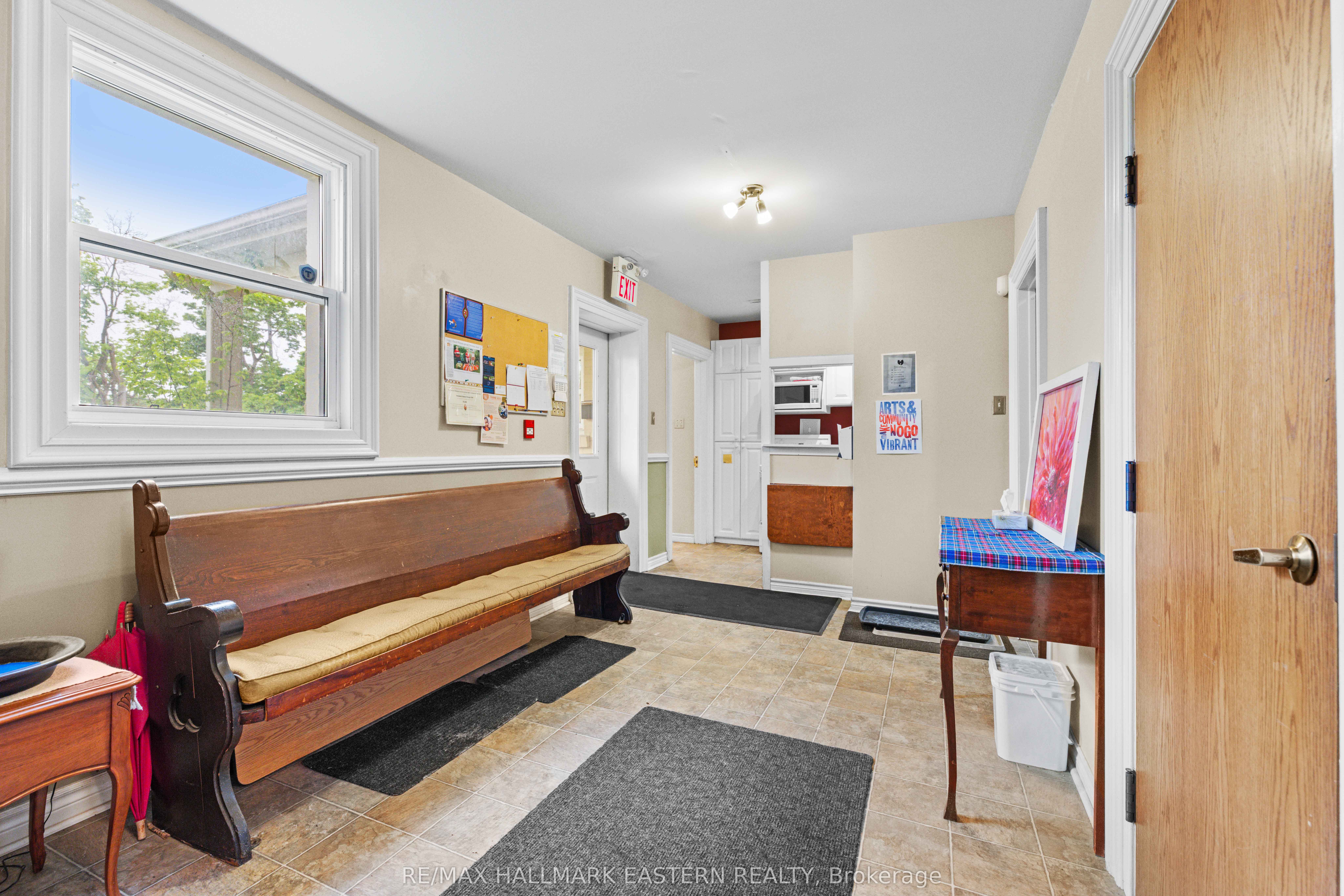 439 Rubidge Street Property Photo 4
