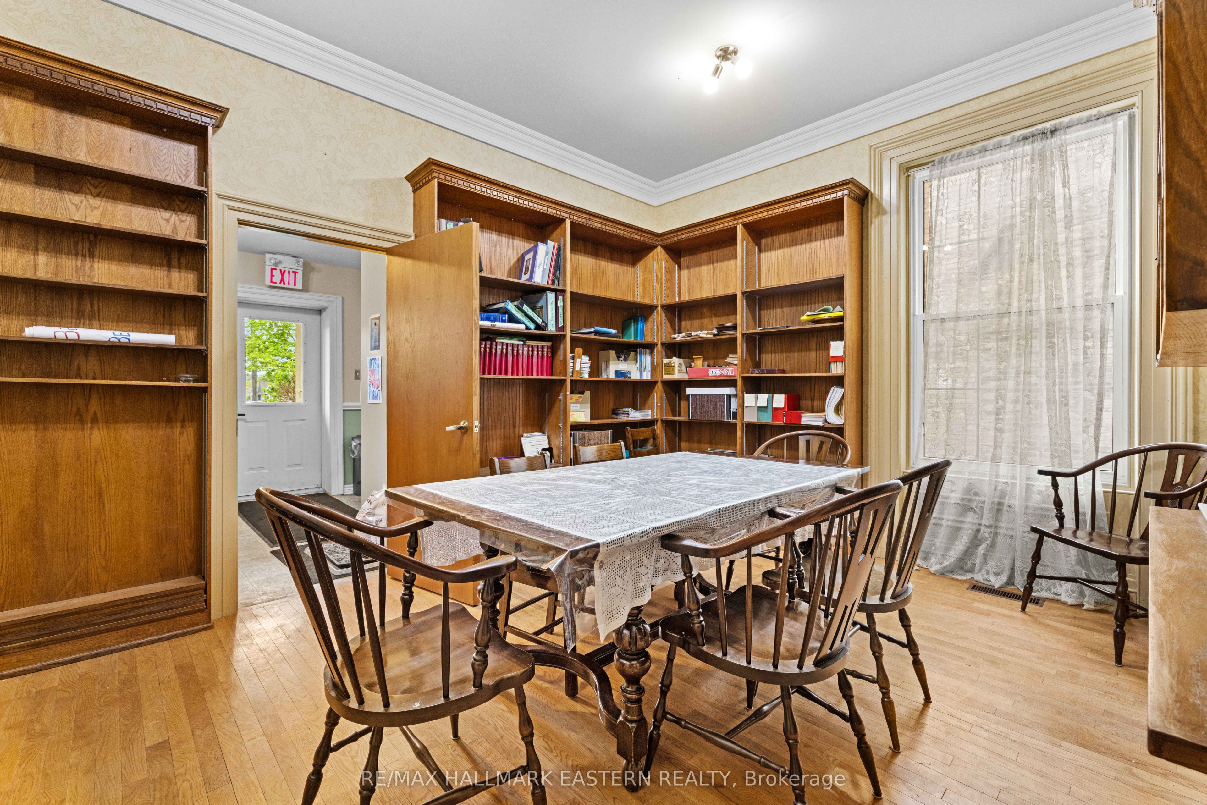 439 Rubidge Street Property Photo 11