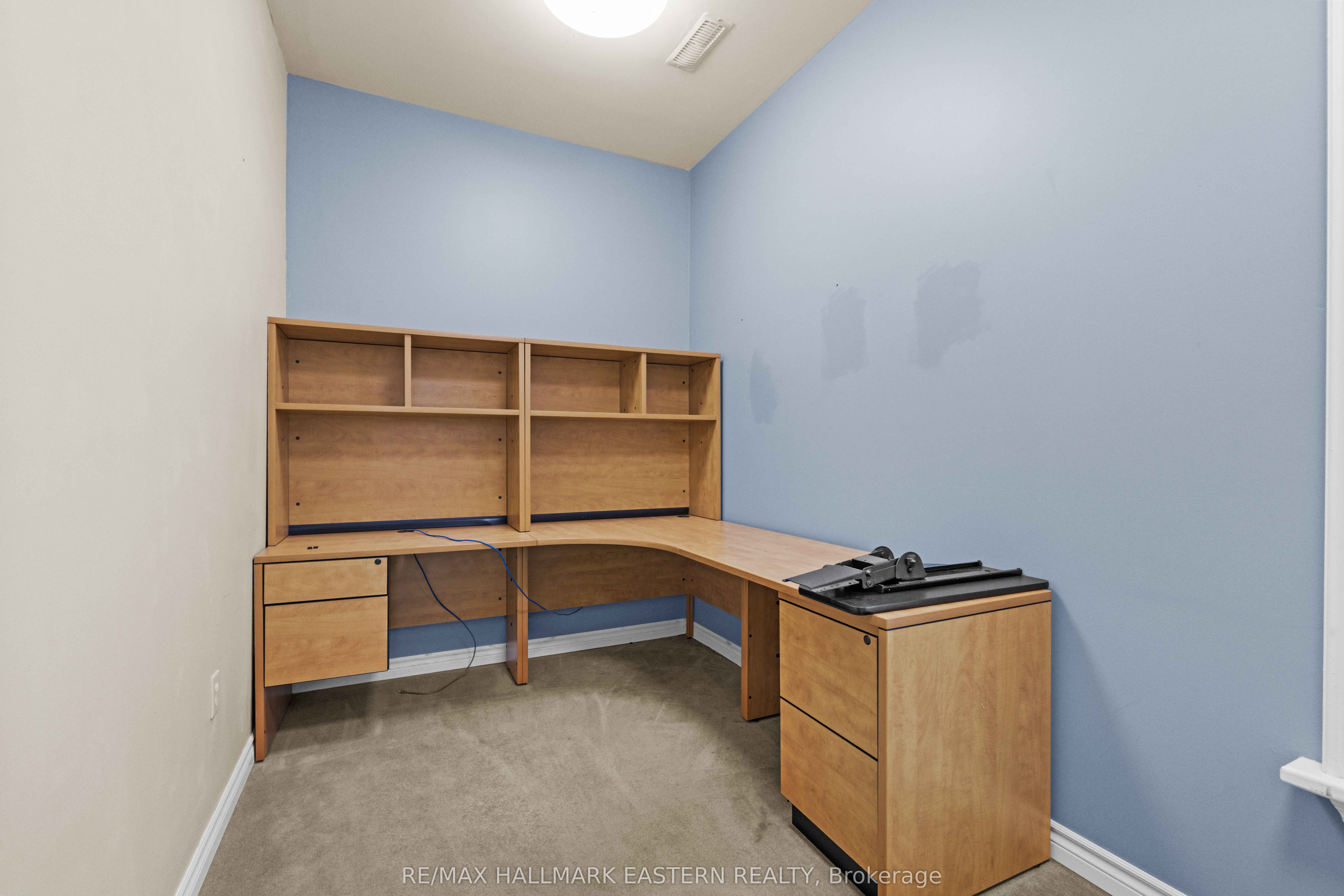 439 Rubidge Street Property Photo 29