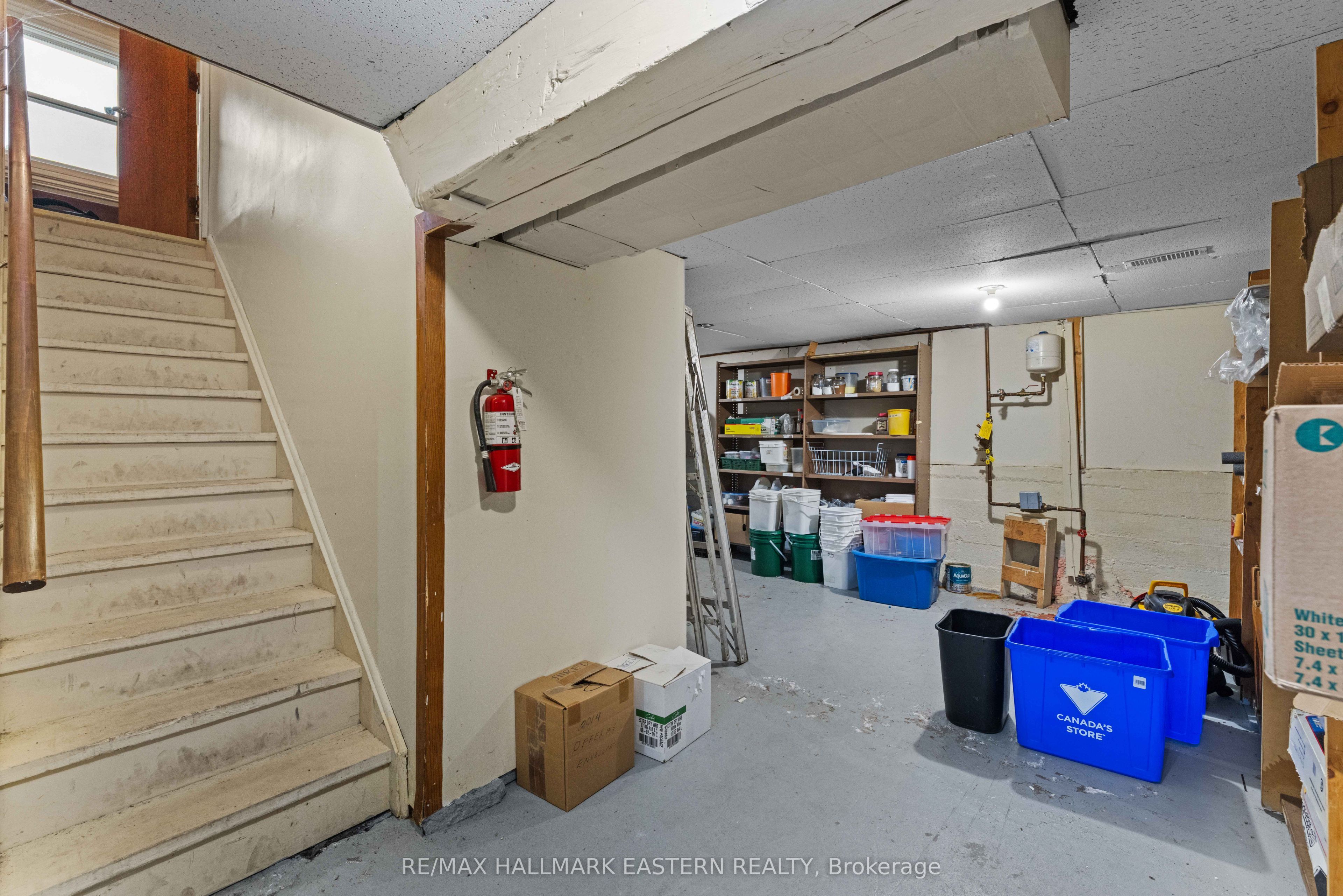 439 Rubidge Street Property Photo 35