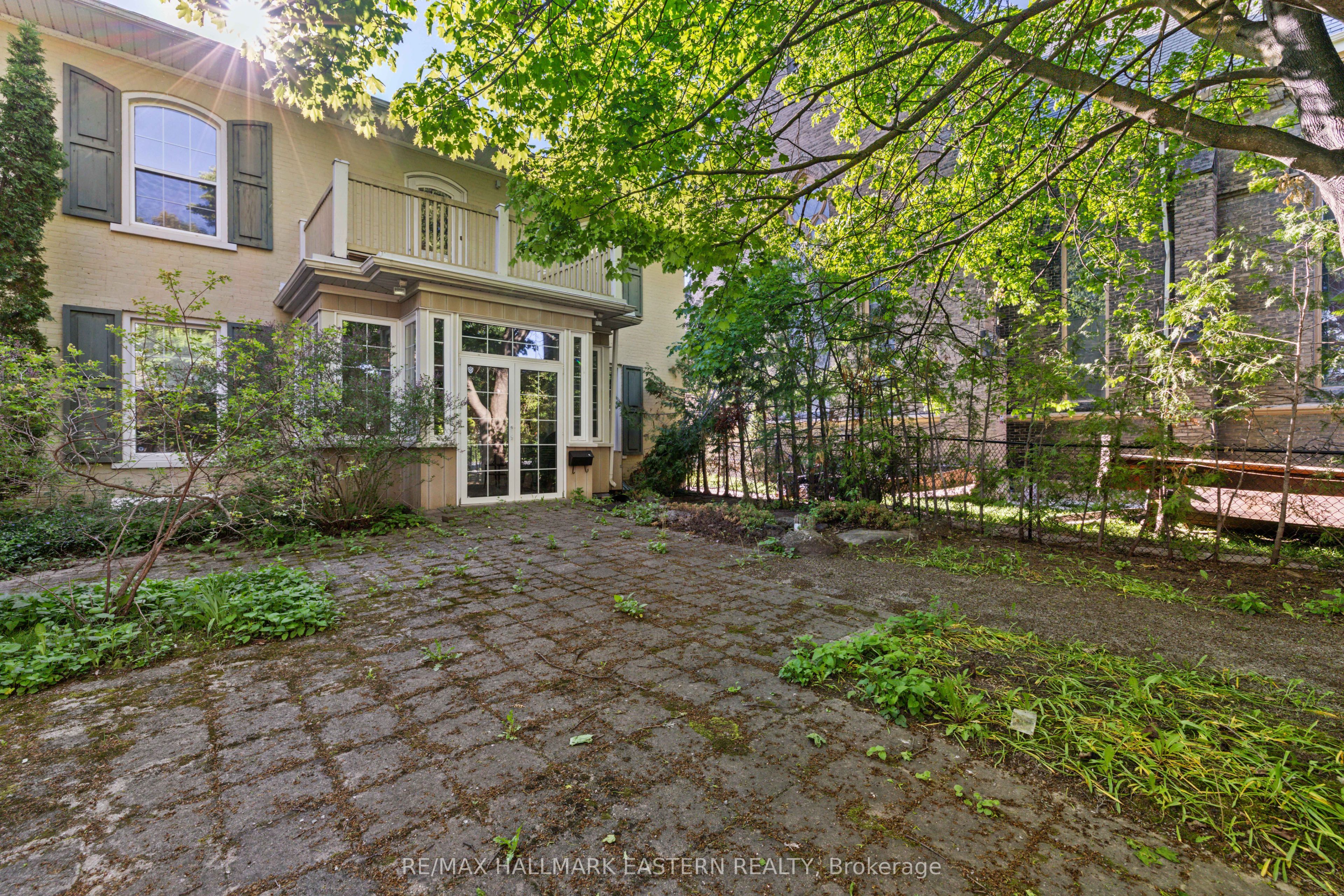 439 Rubidge Street Property Photo 41
