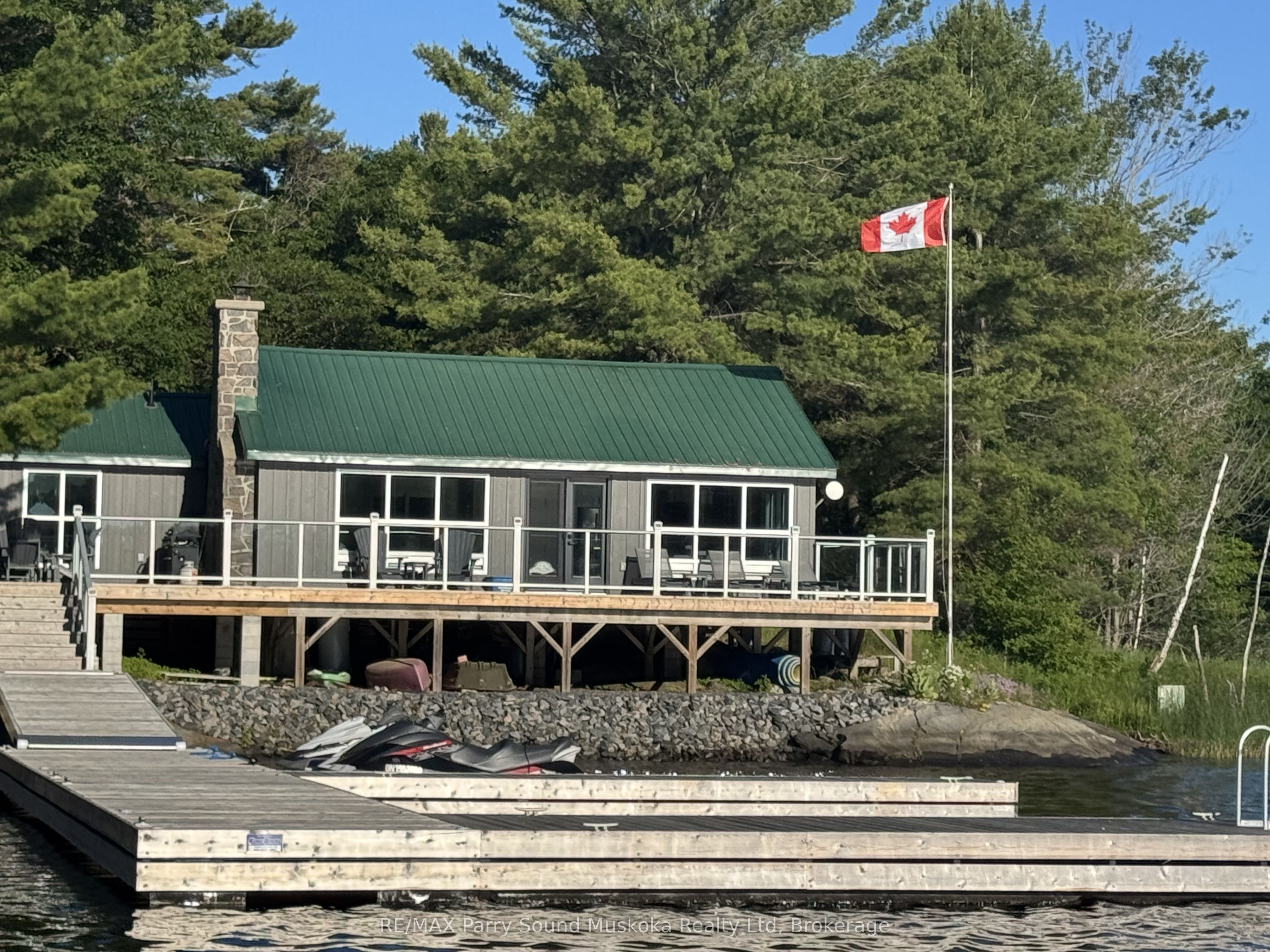 1 A15 Island Property Photo 3