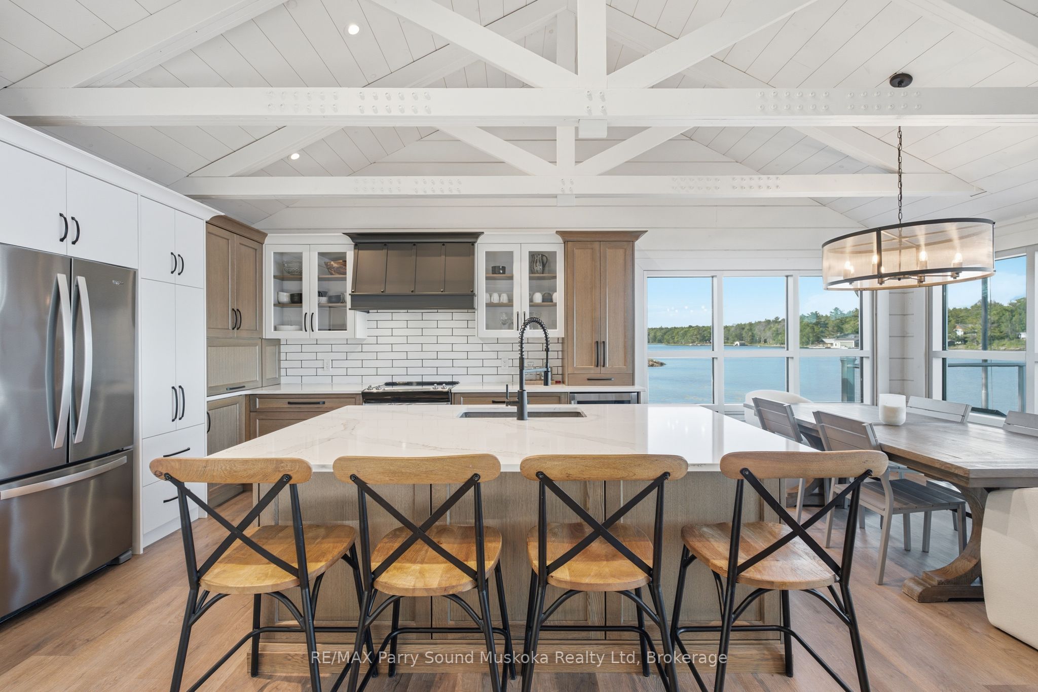 1 A15 Island Property Photo 5