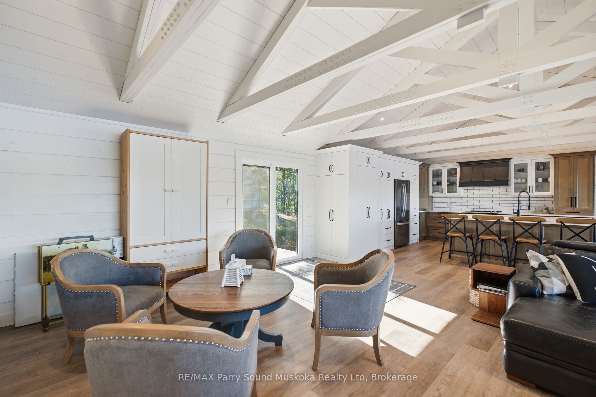 1 A15 Island Property Photo 15