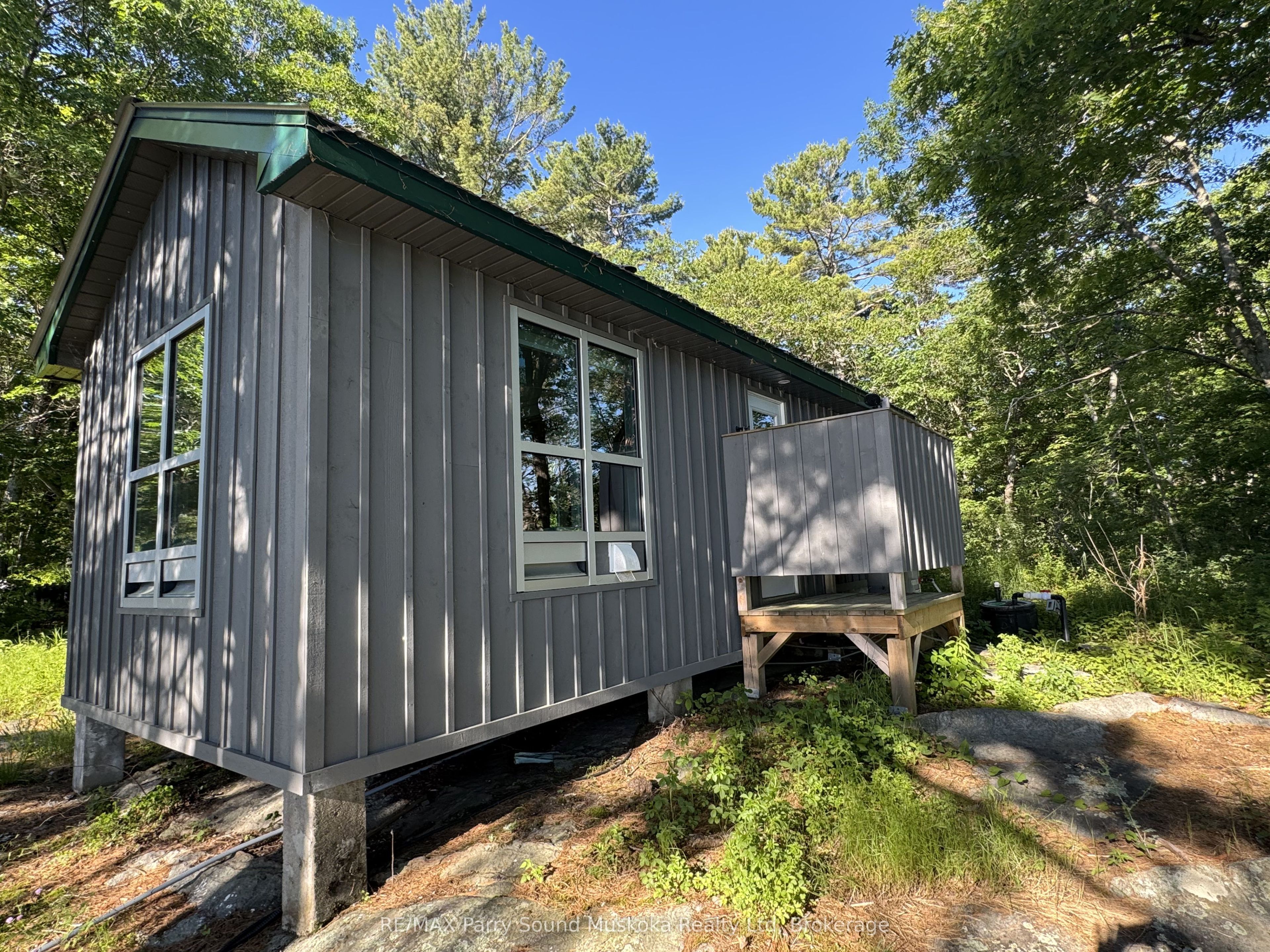 1 A15 Island Property Photo 21