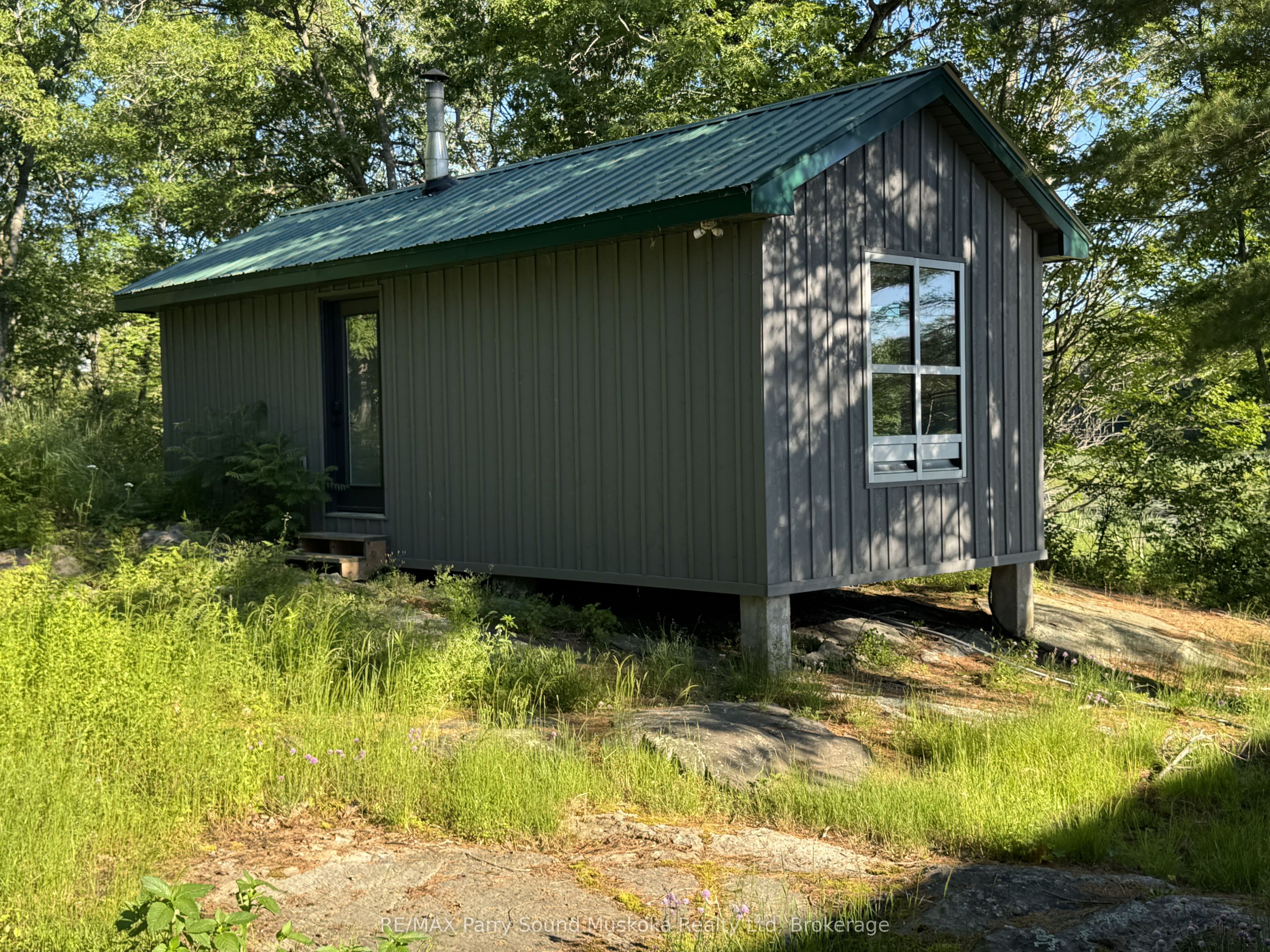 1 A15 Island Property Photo 22