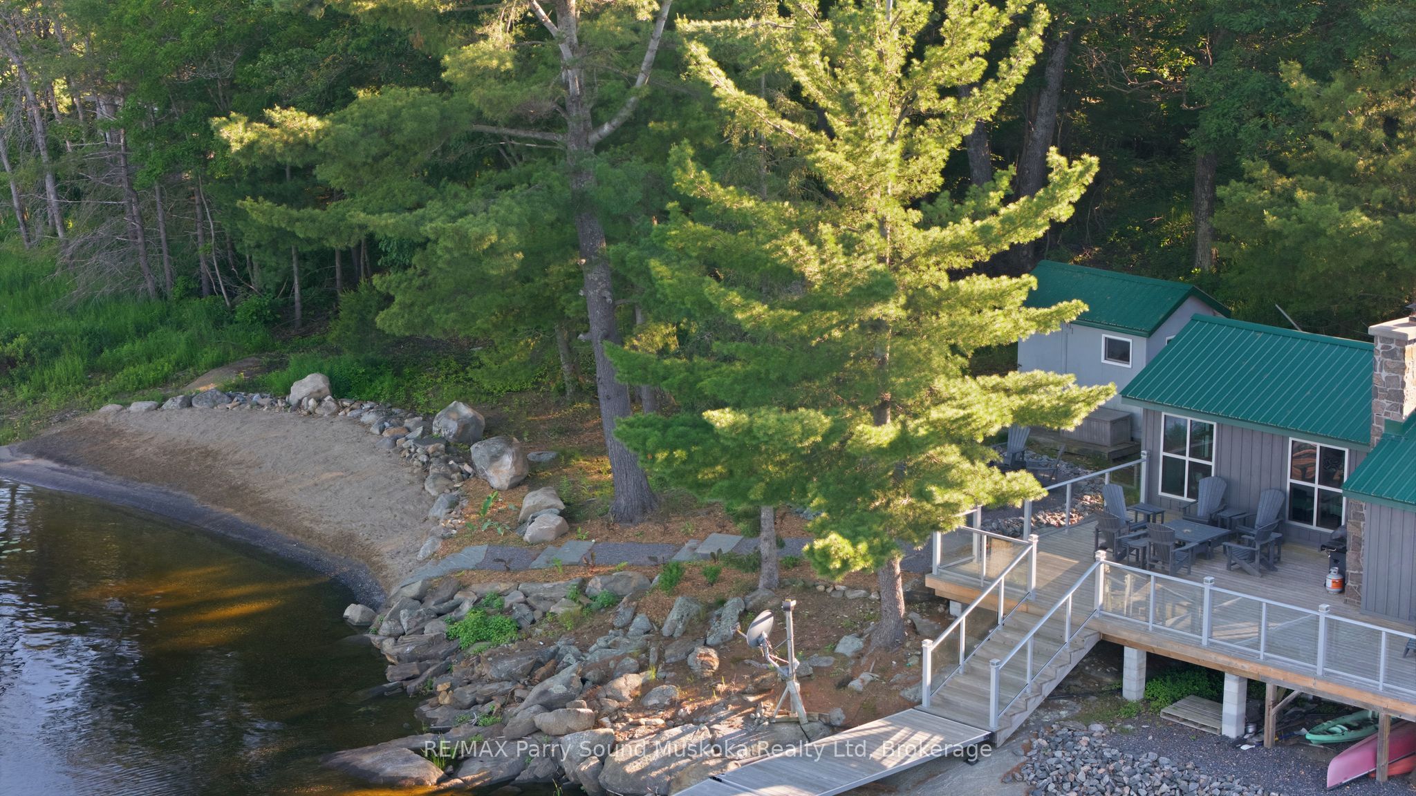 1 A15 Island Property Photo 31