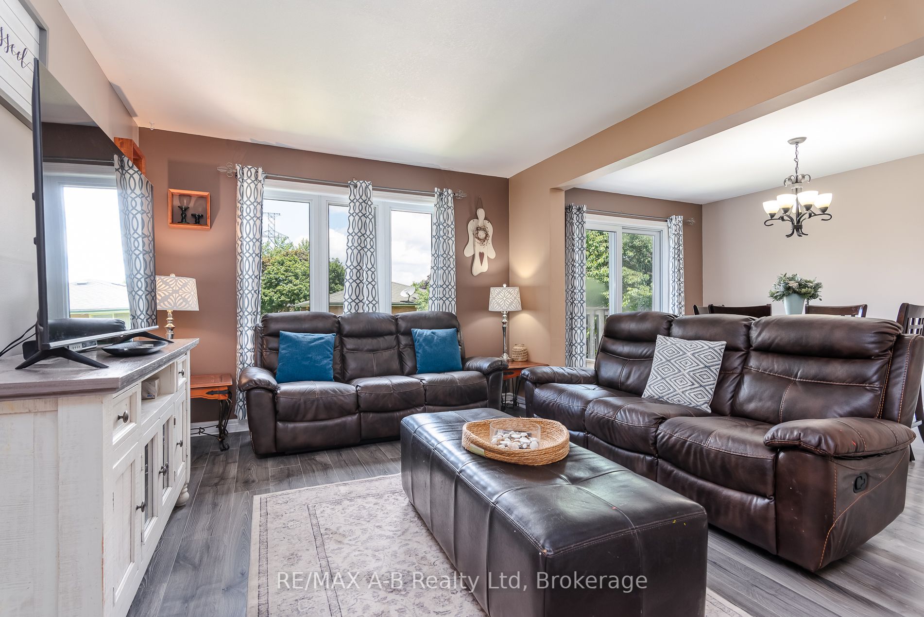 108 Walsh Crescent Property Photo 14