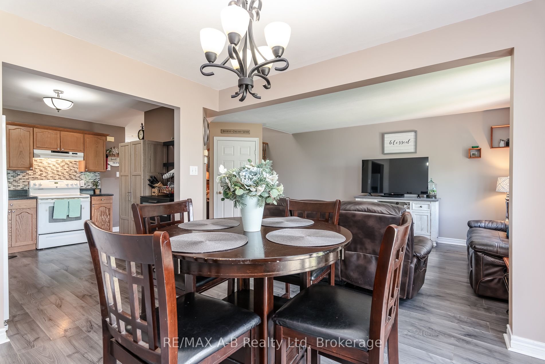 108 Walsh Crescent Property Photo 22
