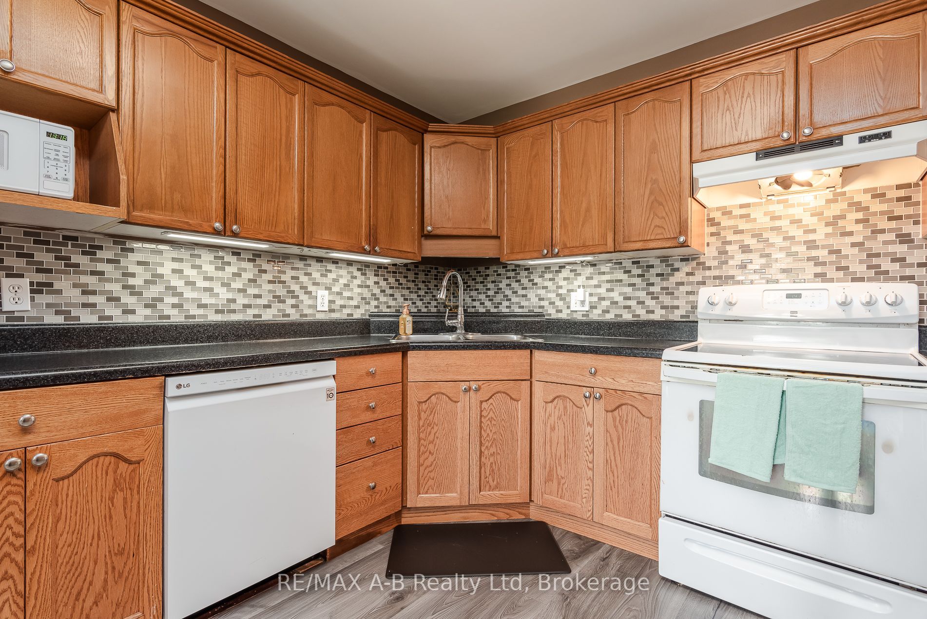 108 Walsh Crescent Property Photo 25