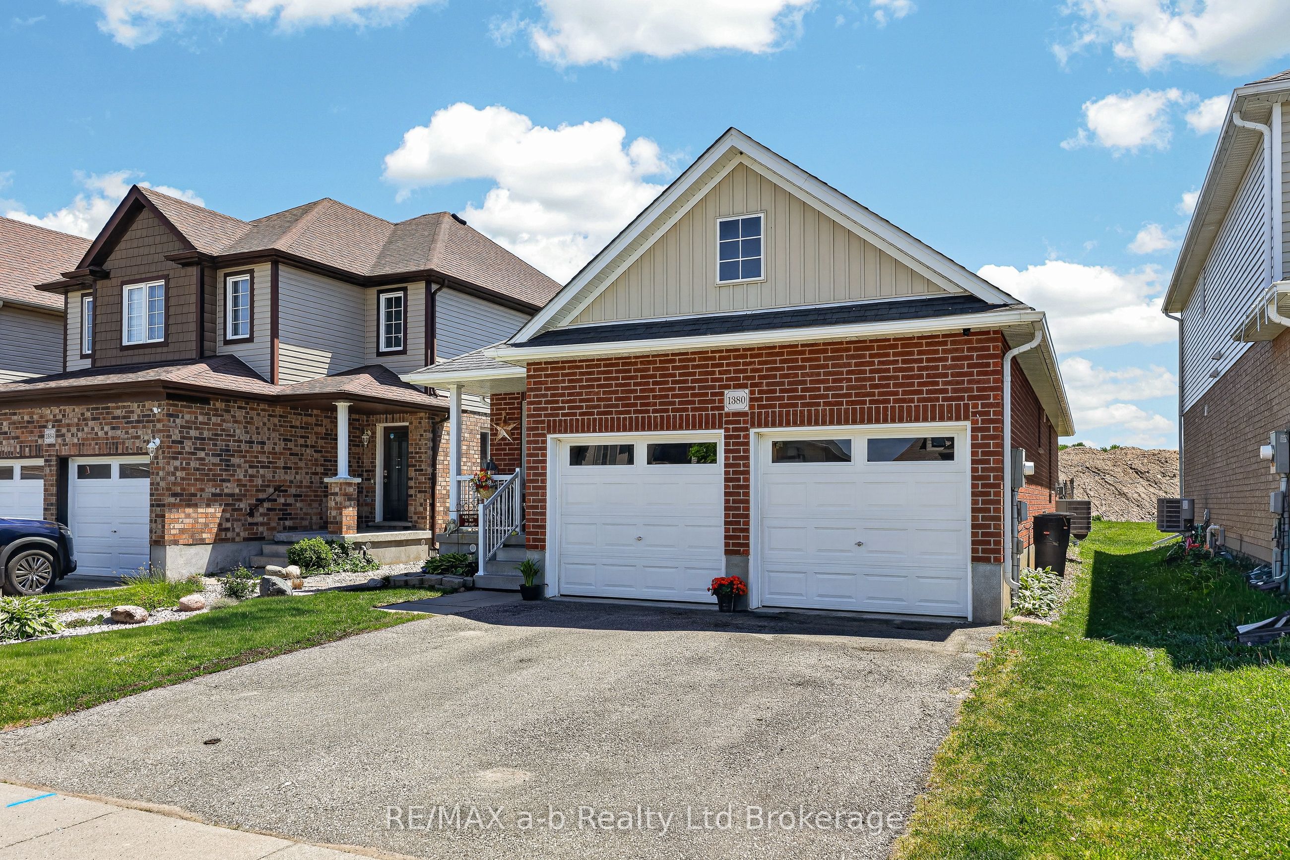 1380 Caen Avenue Property Photo 6