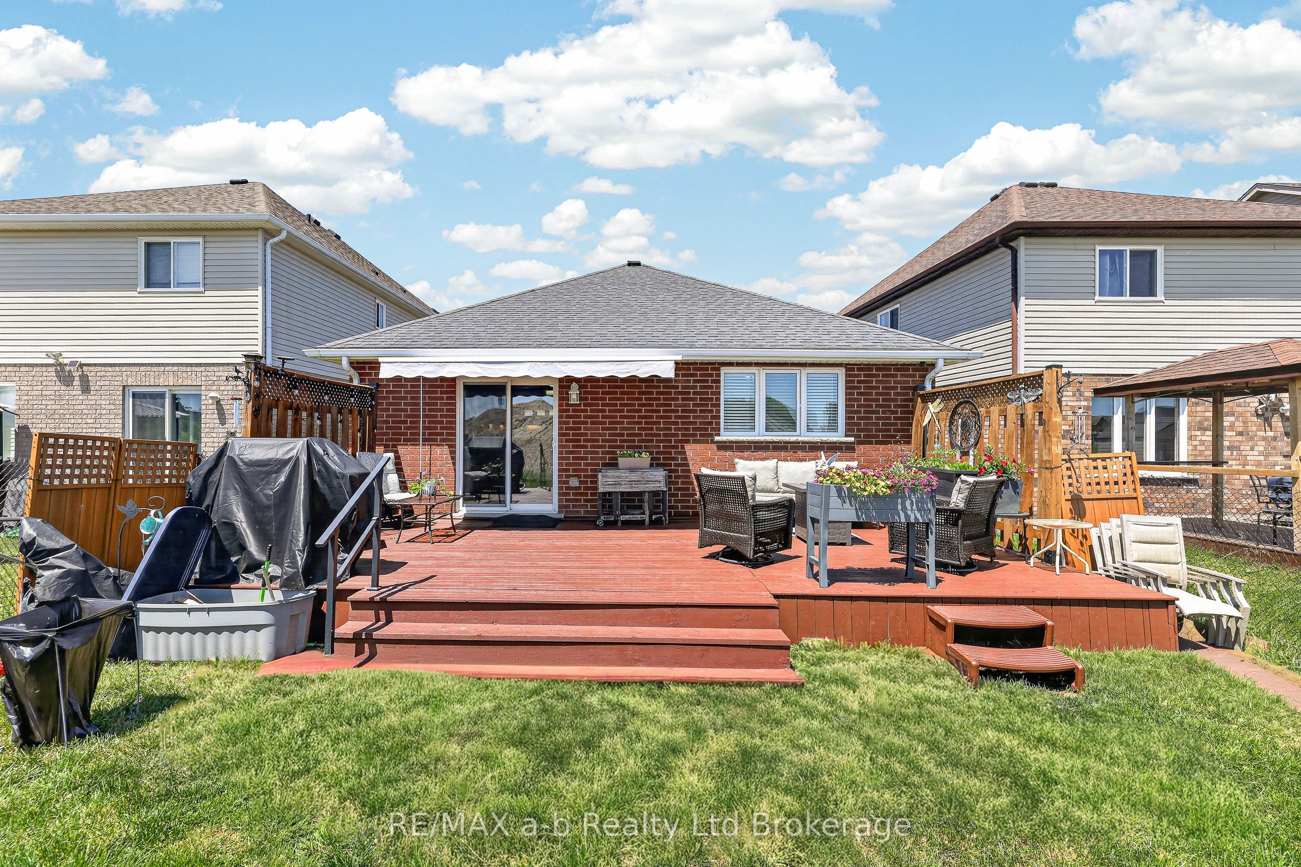 1380 Caen Avenue Property Photo 10