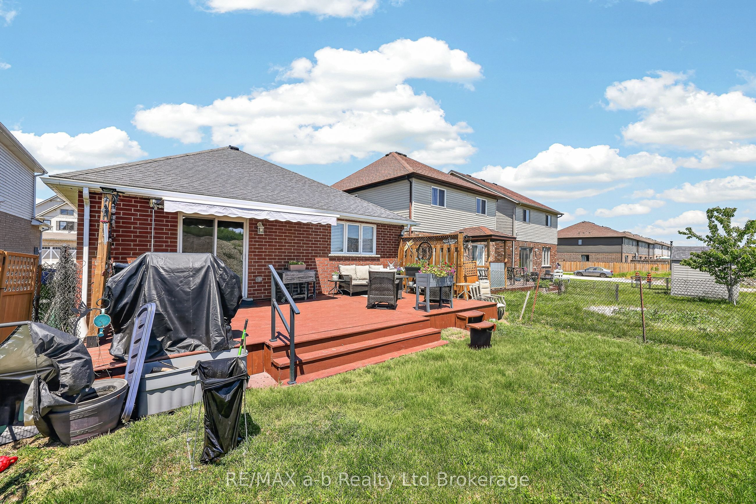 1380 Caen Avenue Property Photo 11