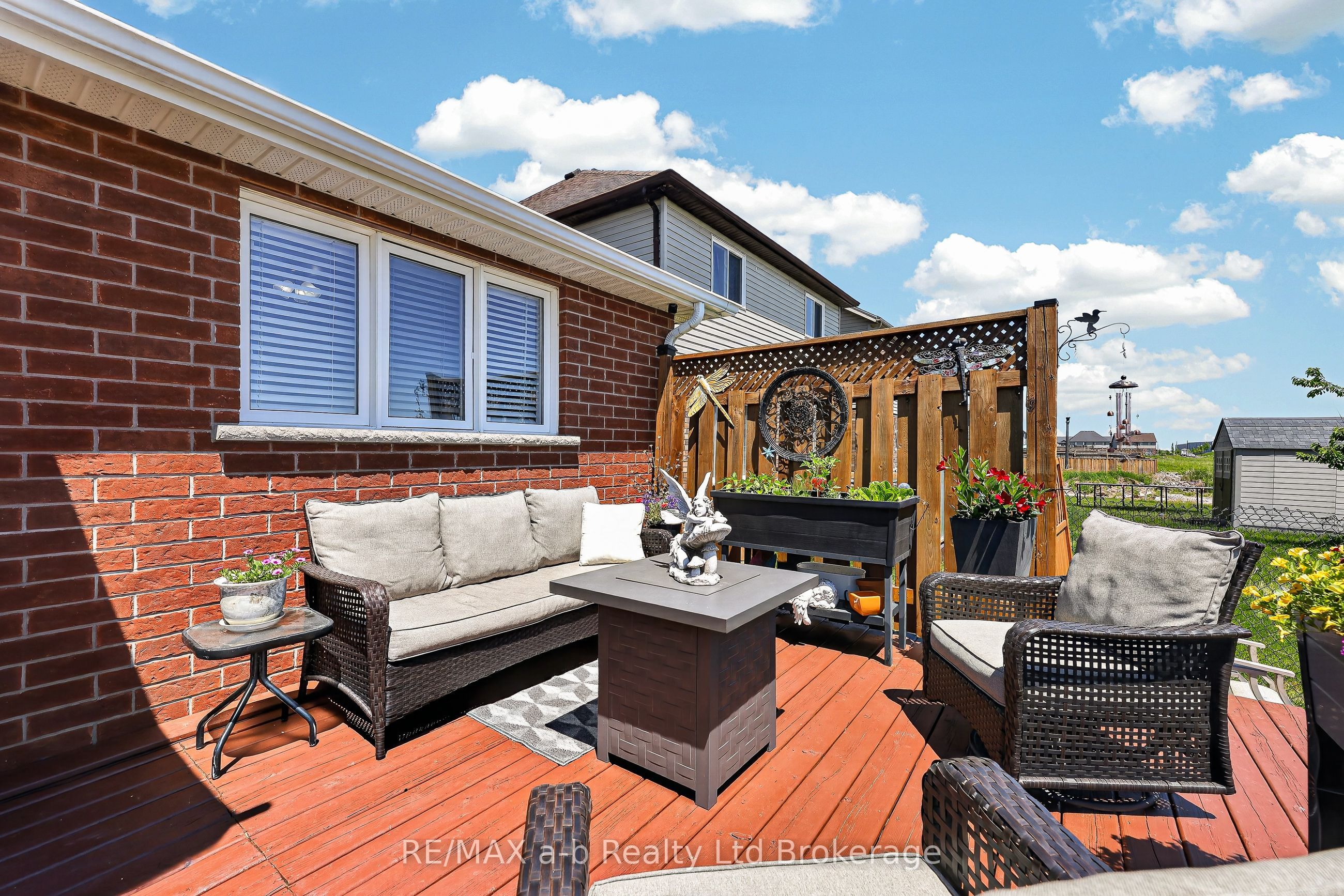1380 Caen Avenue Property Photo 14
