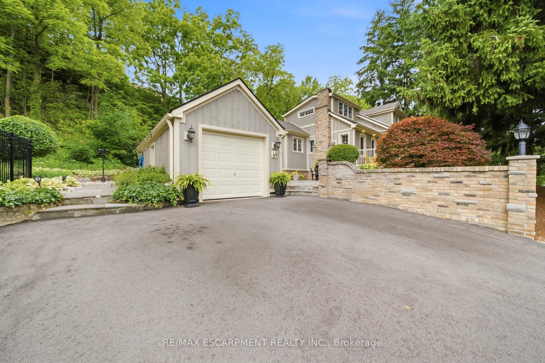 44 New Mountain Road Property Photo 5
