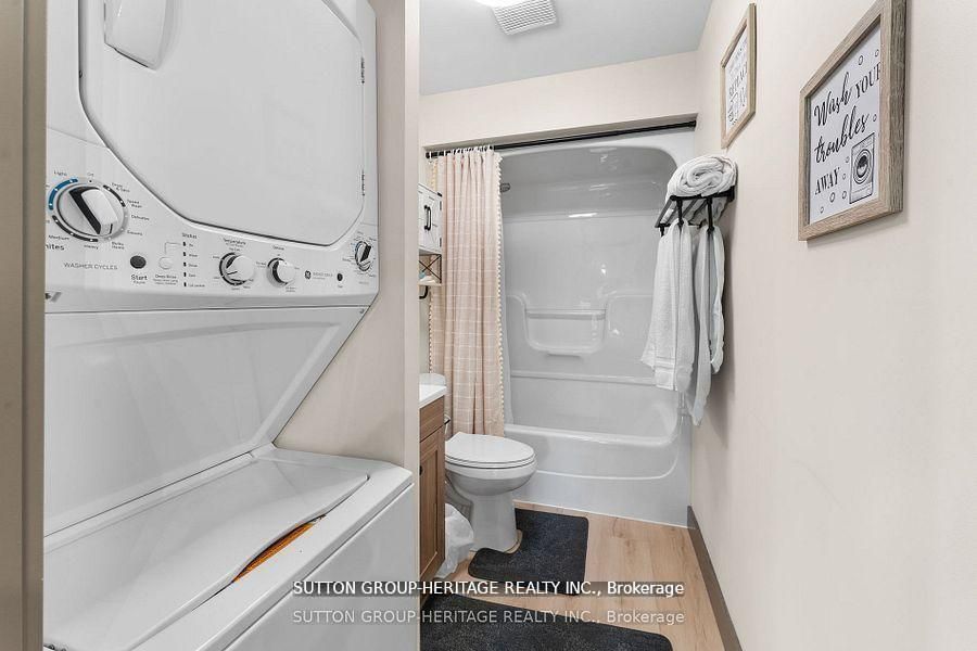 682 North Shore Drive E Property Photo 8