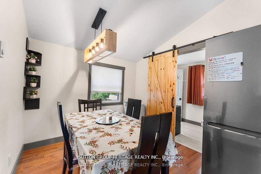 682 North Shore Drive E Property Photo 13