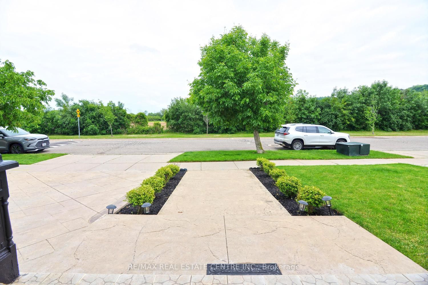 43 Regalview Drive Property Photo 5