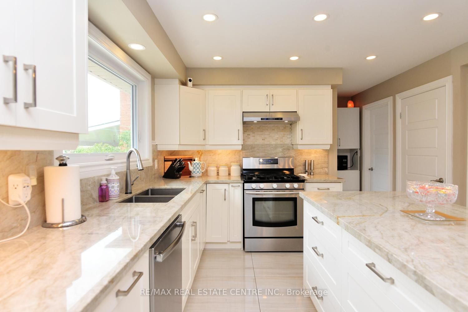 43 Regalview Drive Property Photo 22