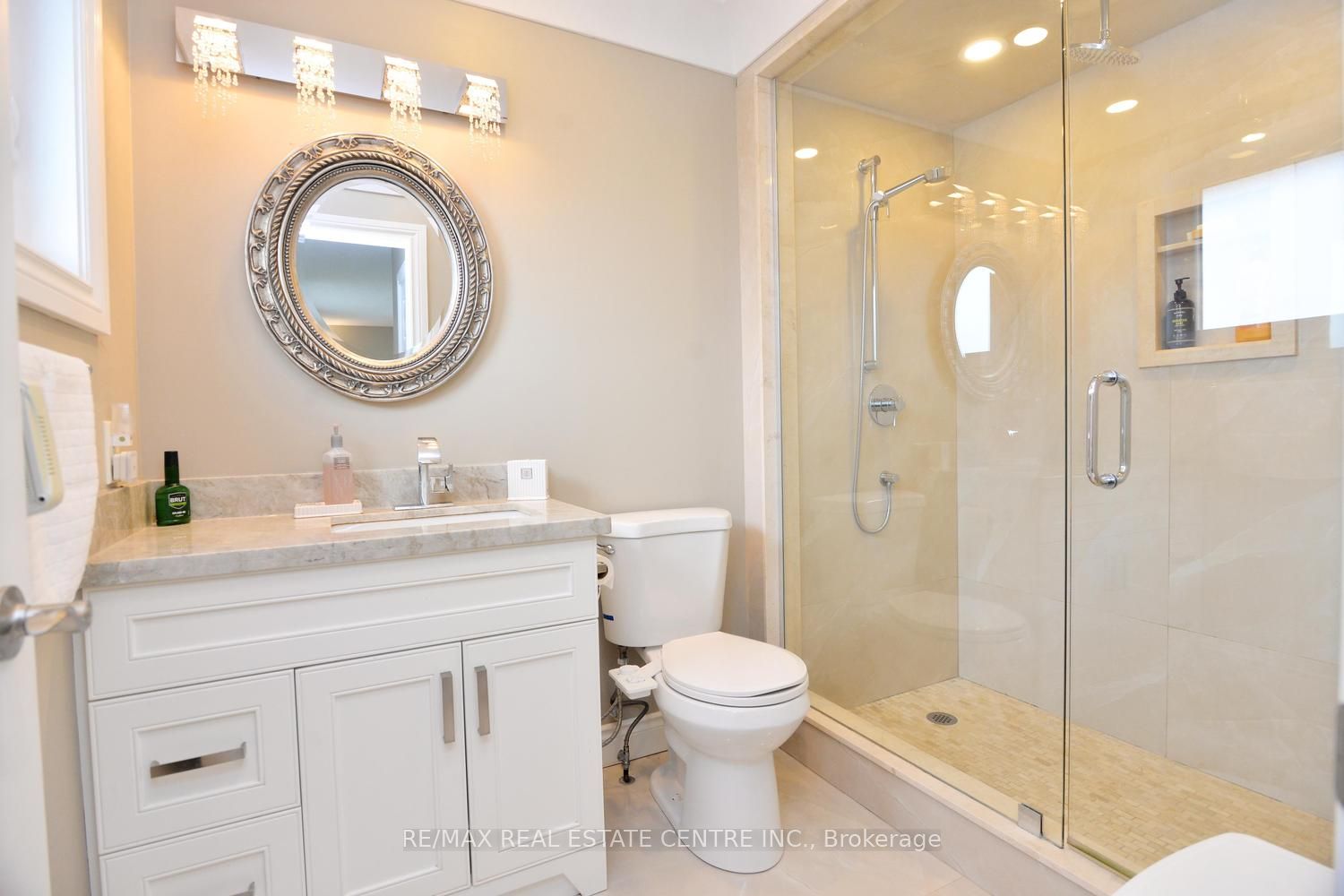 43 Regalview Drive Property Photo 34