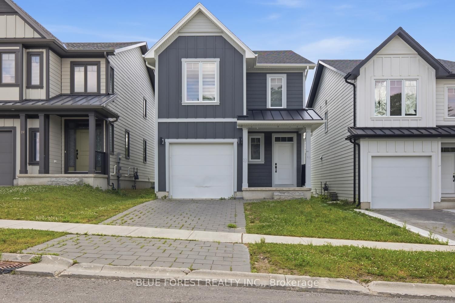 23 Christopher Court Property Photo 1