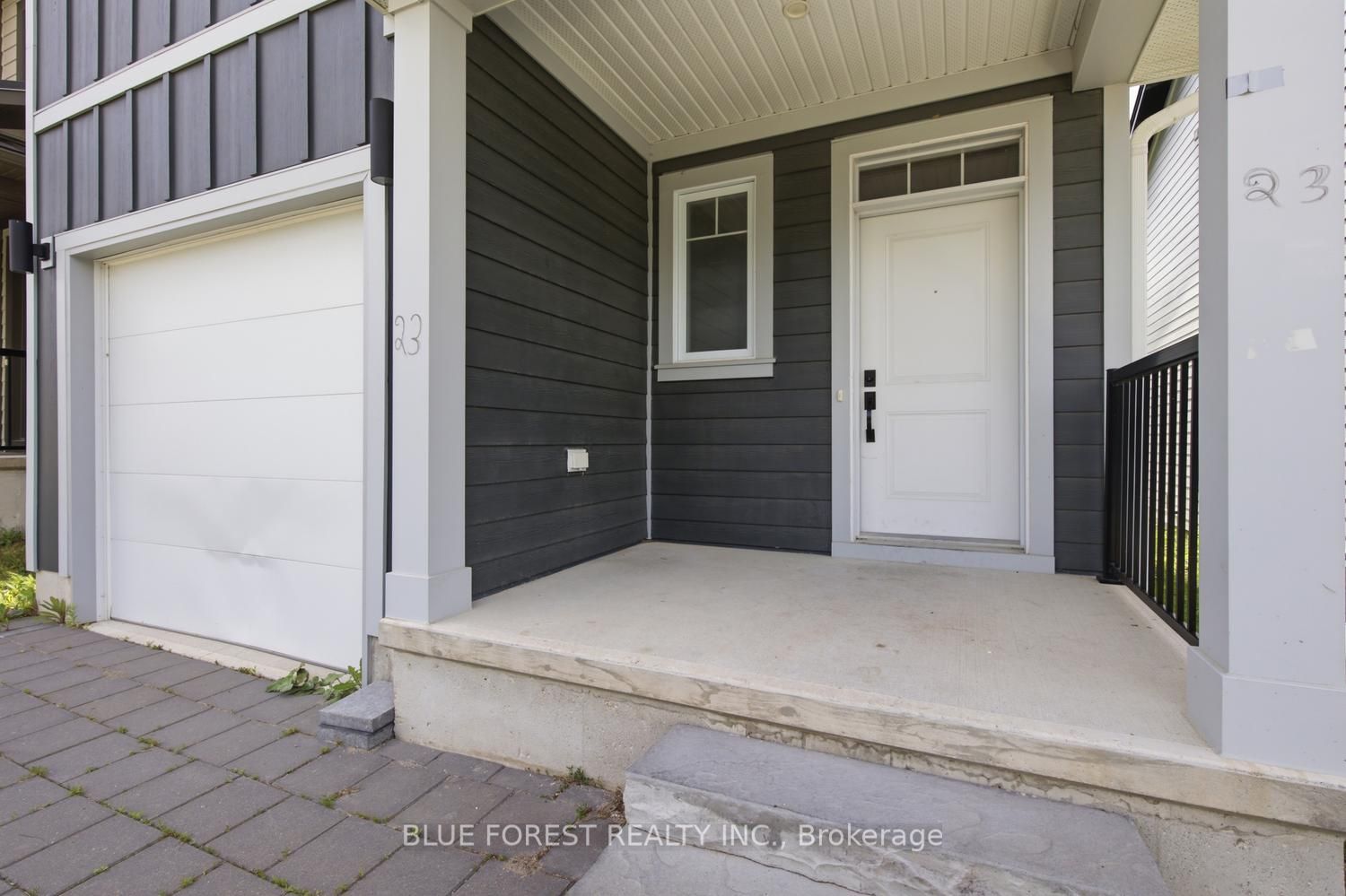 23 Christopher Court Property Photo 2