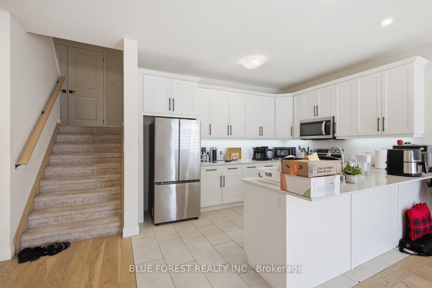 23 Christopher Court Property Photo 12