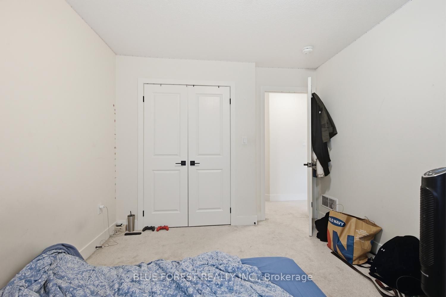 23 Christopher Court Property Photo 23