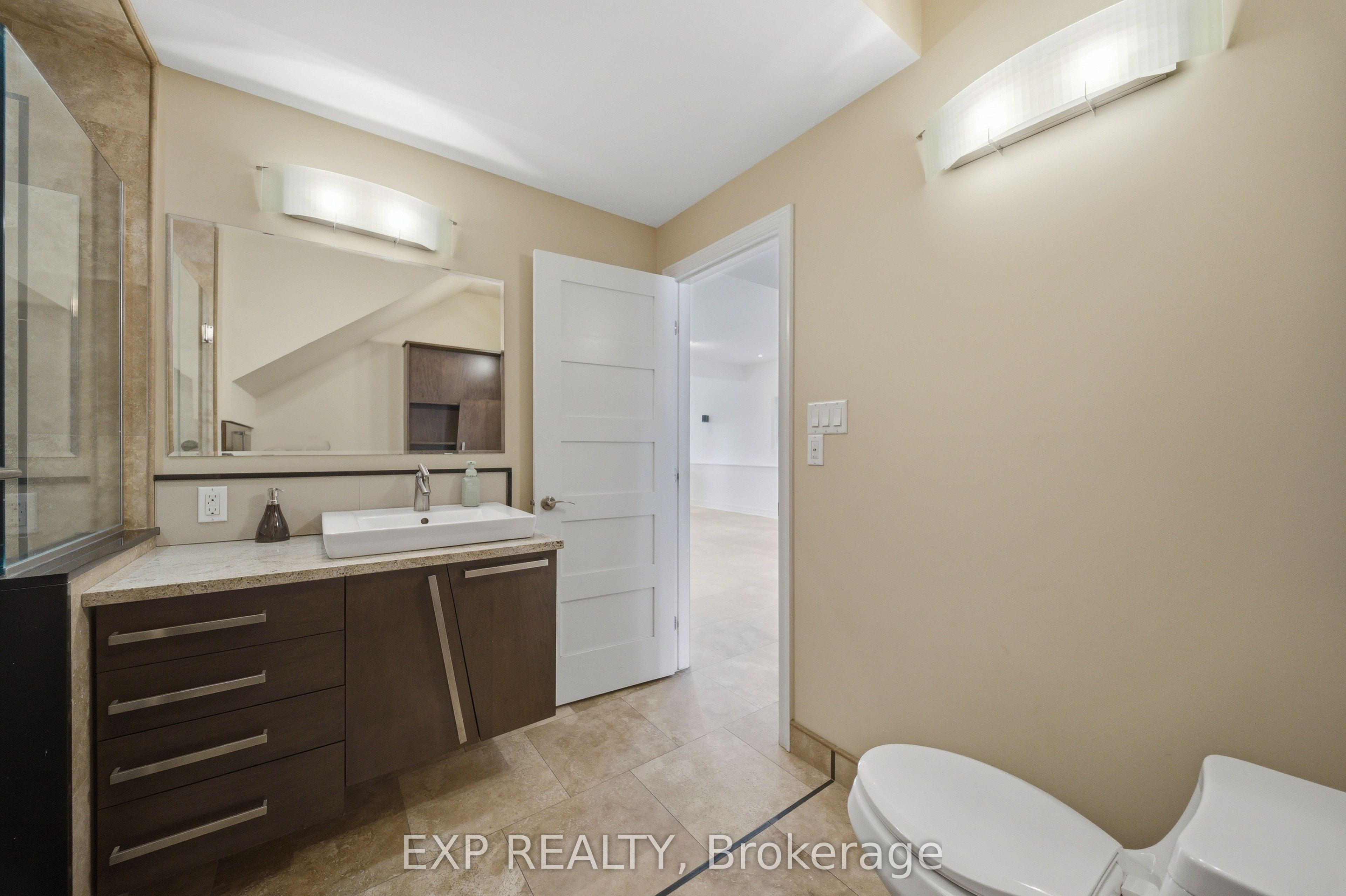 1356 Louis Lane Property Photo 28