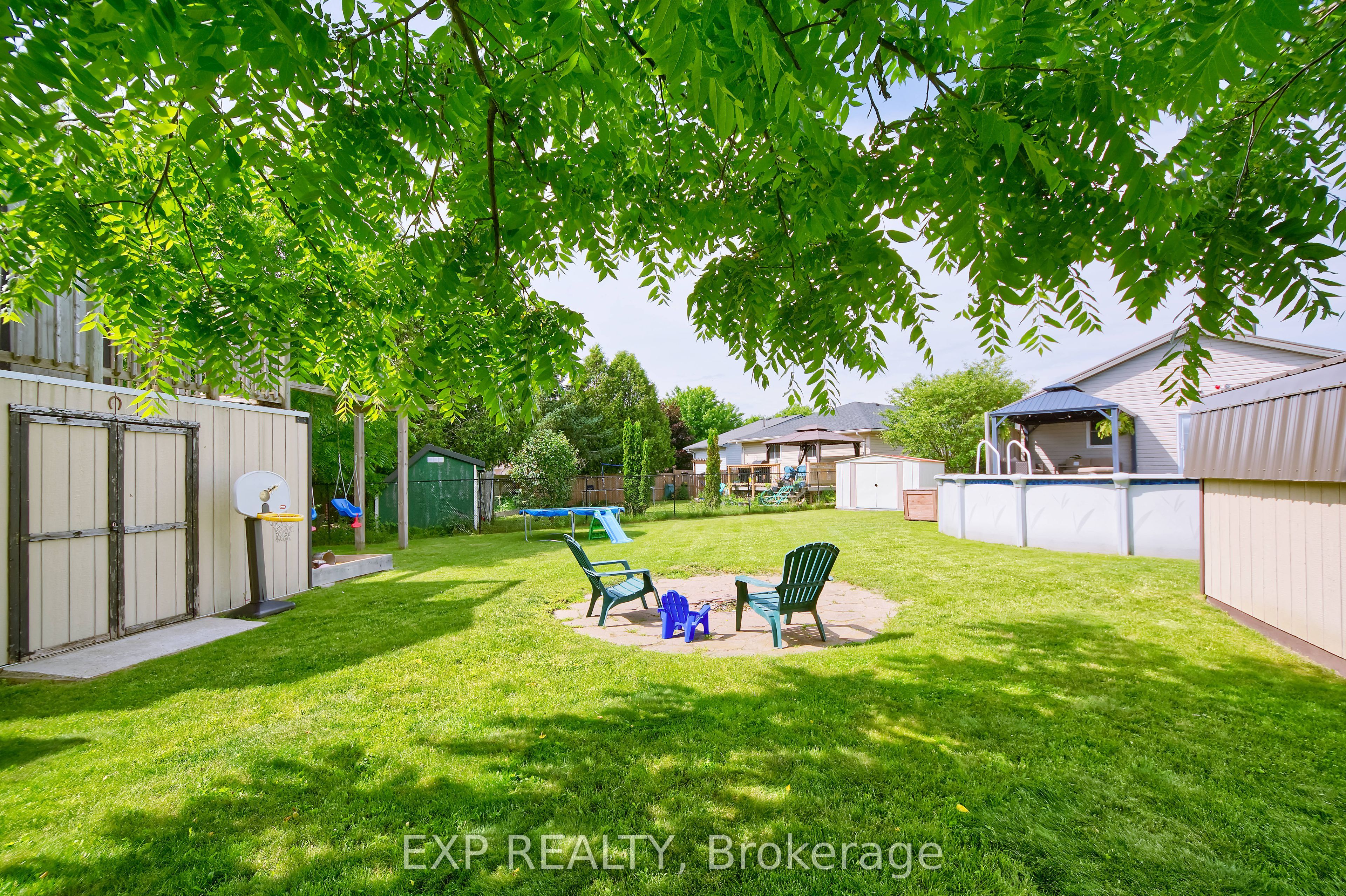 8 Rebecca Drive Property Photo 6