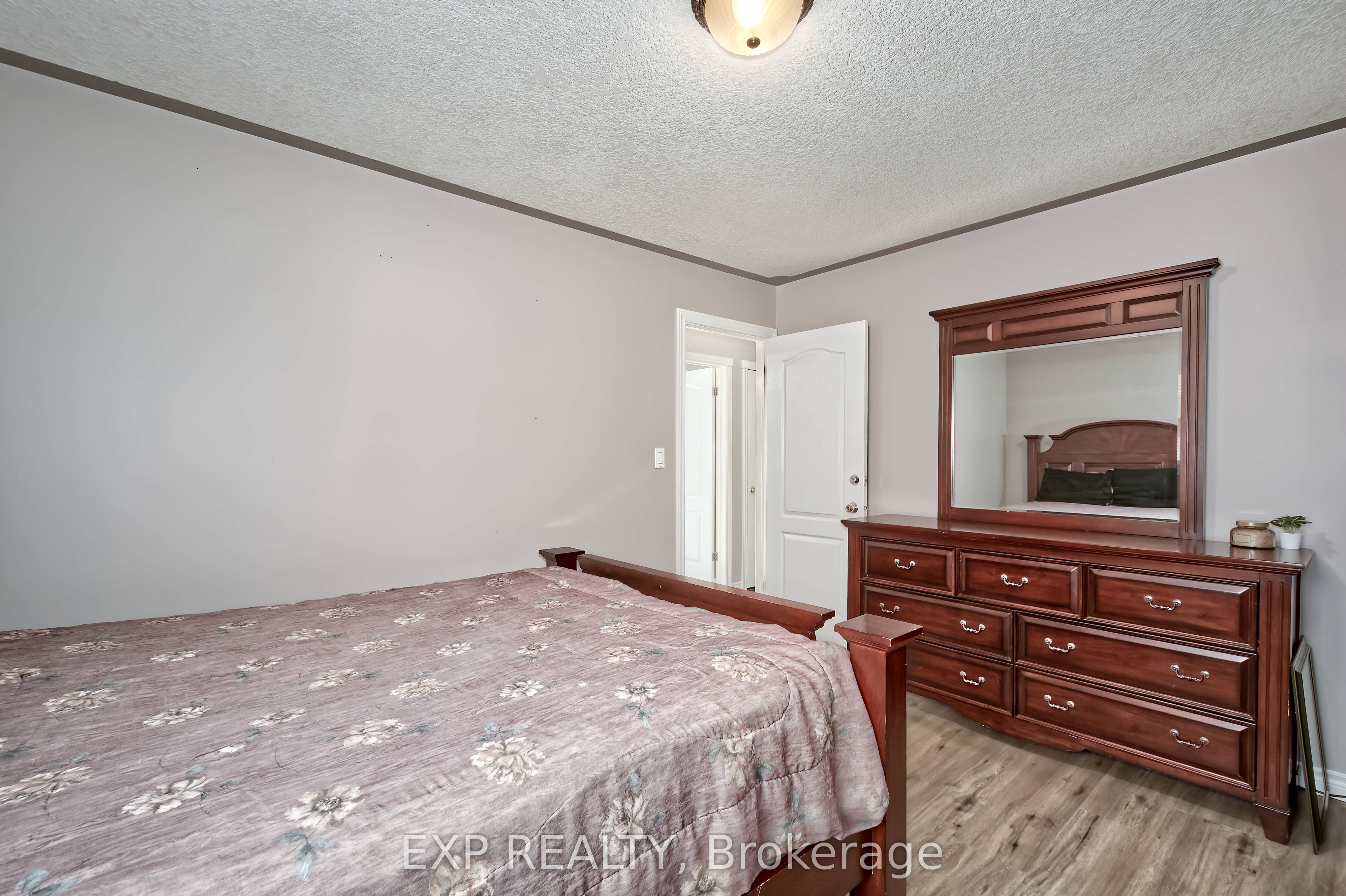 8 Rebecca Drive Property Photo 22