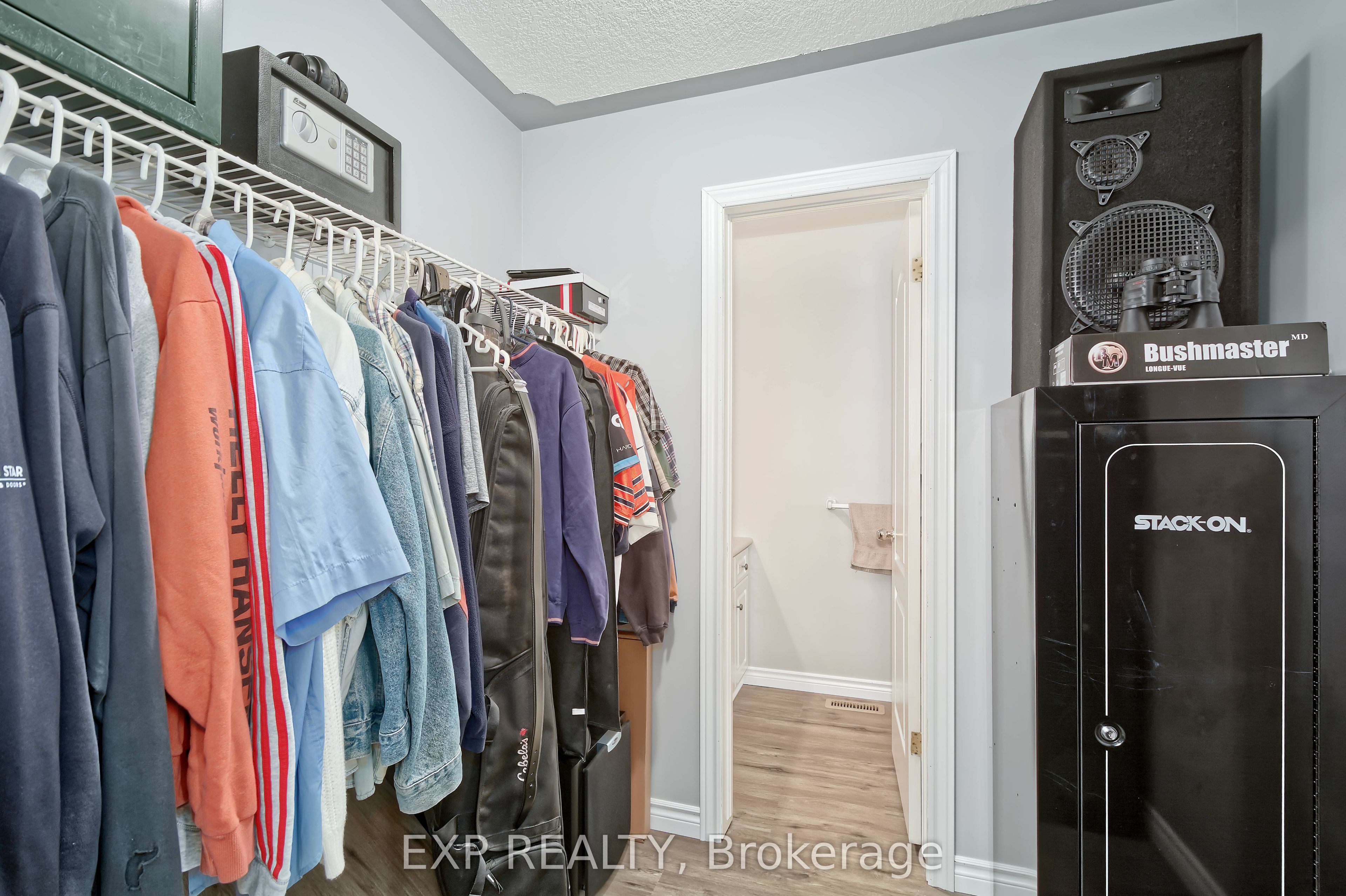 8 Rebecca Drive Property Photo 23