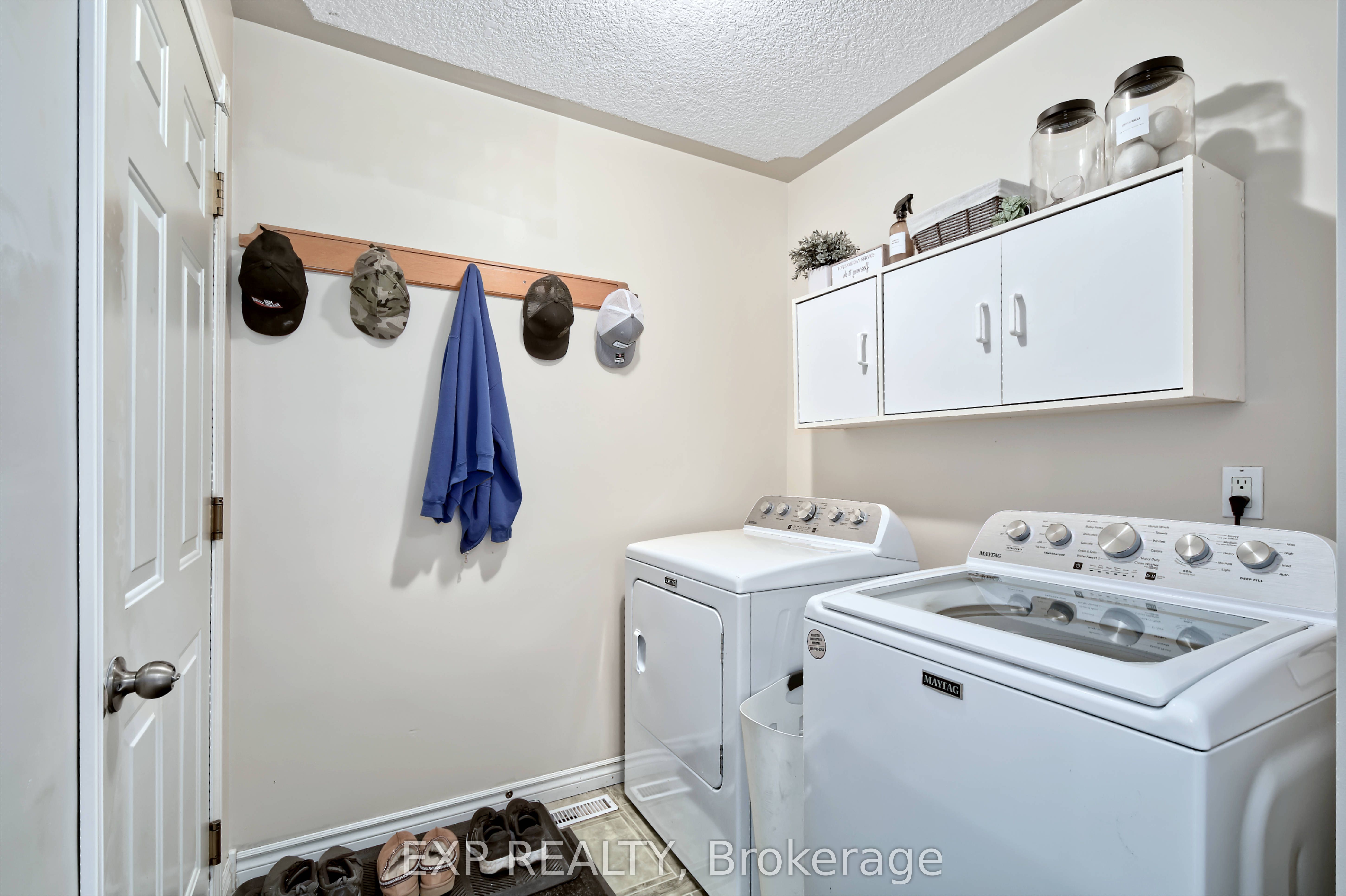 8 Rebecca Drive Property Photo 25