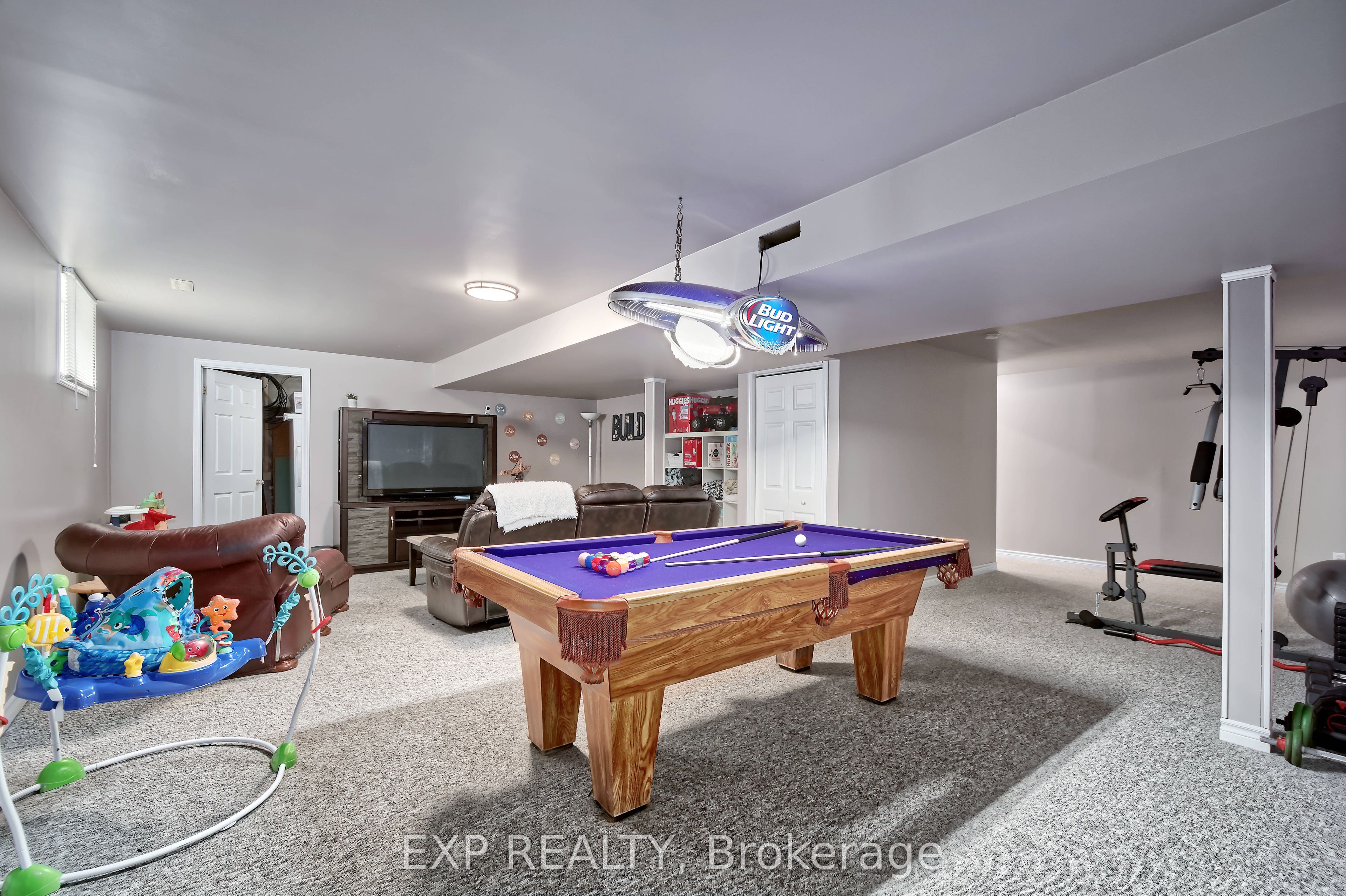 8 Rebecca Drive Property Photo 28